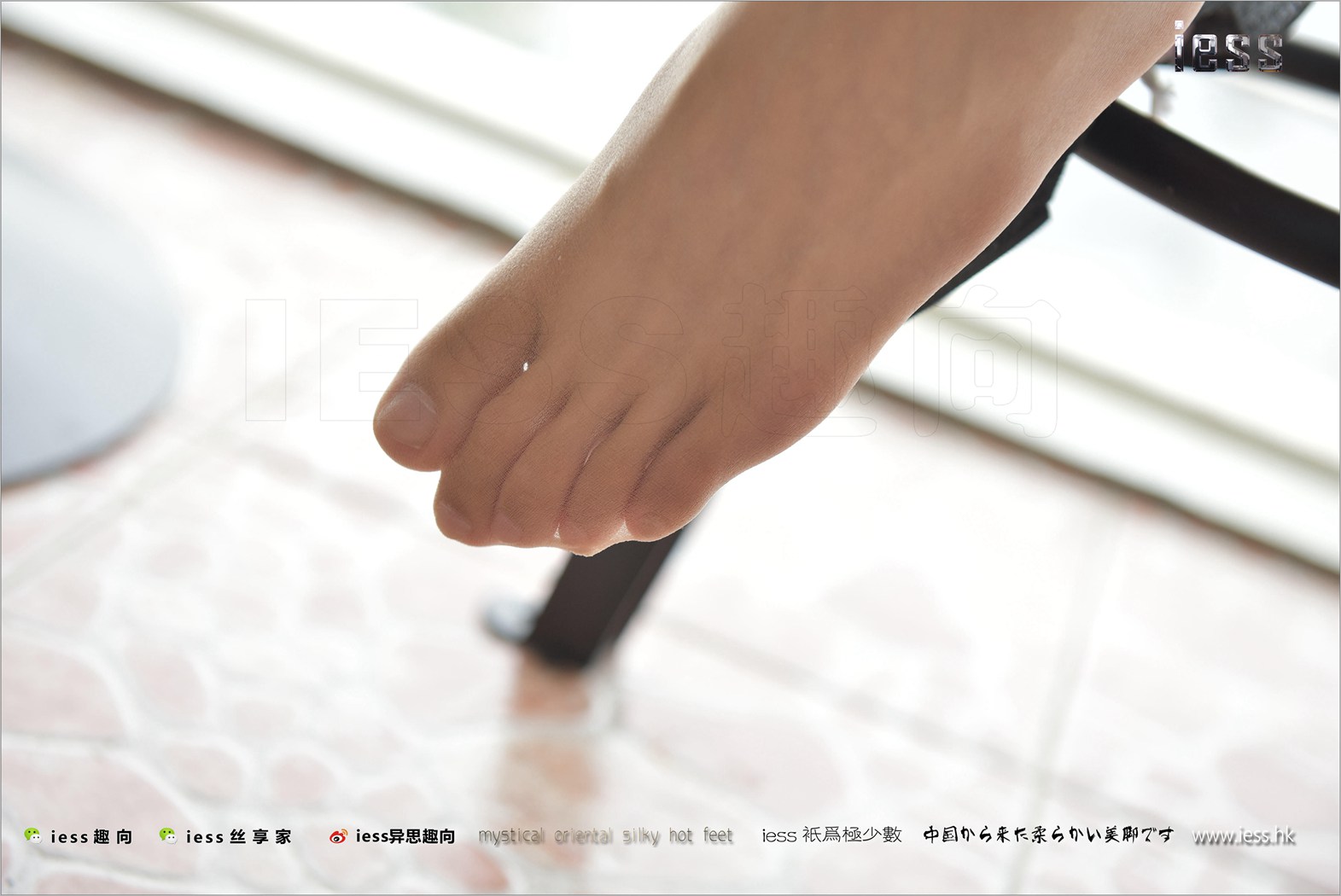 图片[14]-[IESS异思趣向] 2017.08.15 丝足便当134：《和服、木屐与菜干》新模momo 在线浏览 – 速更版-美库