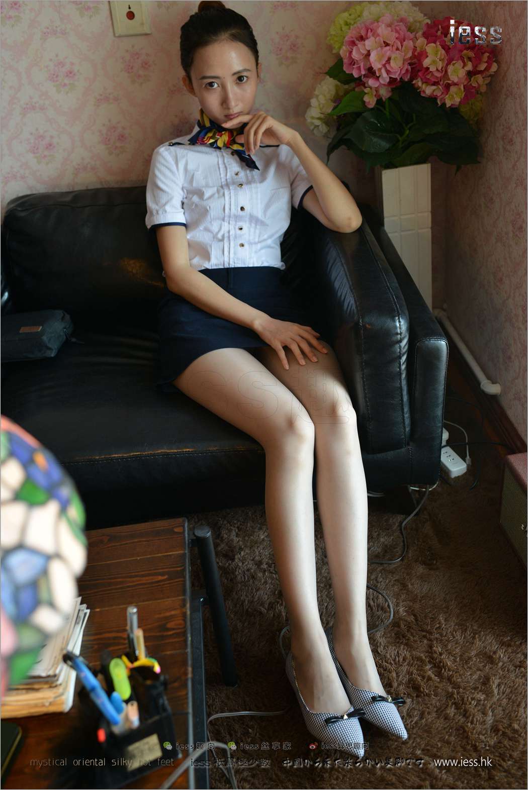 图片[38]-[IESS异思趣向] 2017.08.17 丝足便当135：《穿平底鞋的灰丝OL》新模momo 在线浏览 – 速更版-美库