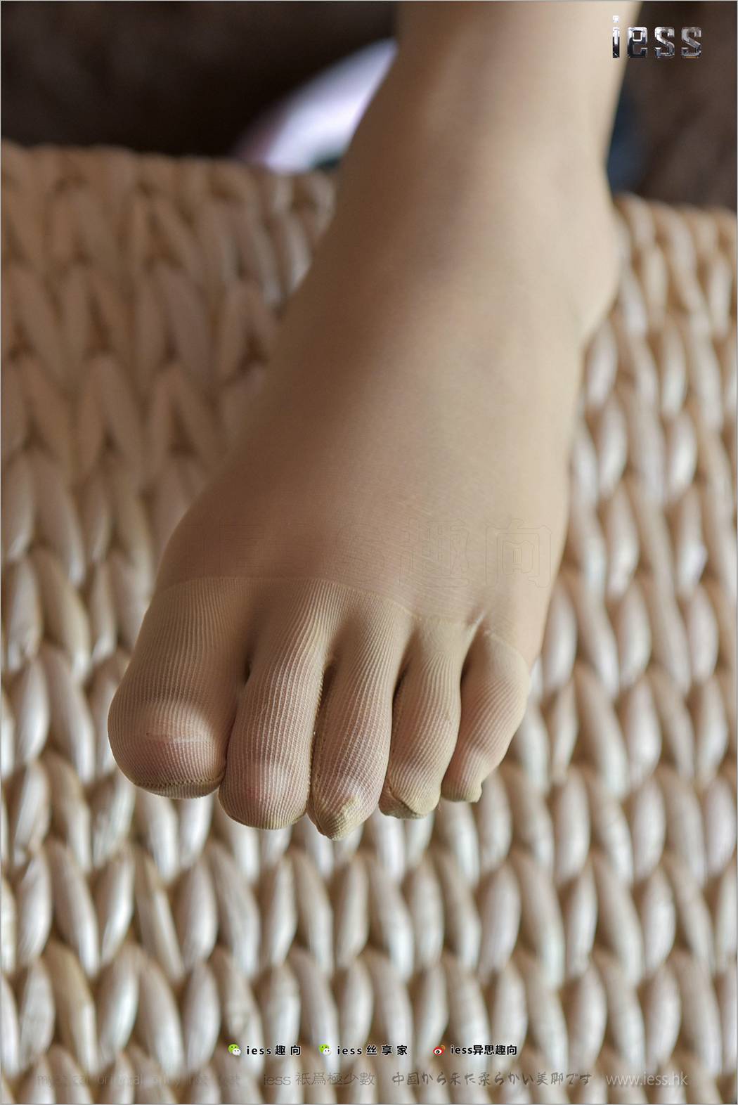图片[49]-[IESS异思趣向] 2017.08.26 丝足便当144：《令人崩溃的五指袜》 在线浏览 – 速更版-美库