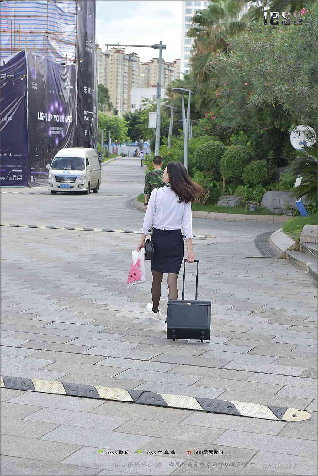 图片[81]-[IESS异思趣向] 2017.09.14 丝足便当151：《小六户外黑丝秀》小六 在线浏览 – 速更版-美库