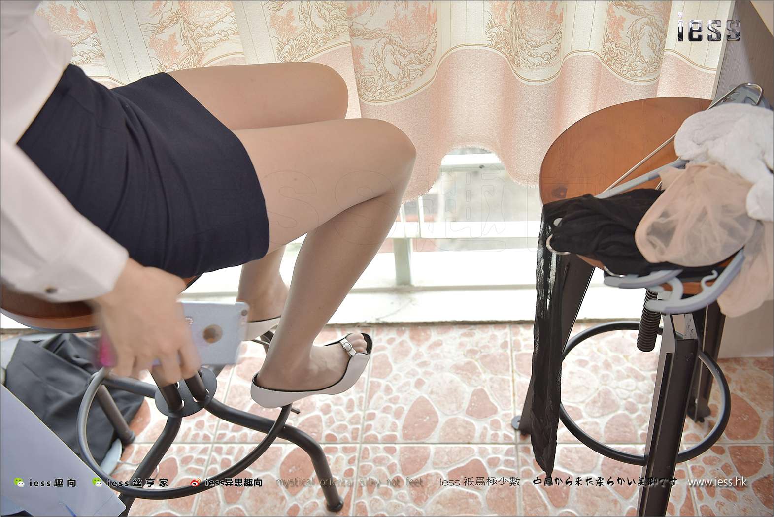 图片[45]-[IESS异思趣向] 2017.10.09 丝足便当158：《大大的心事》赵老师 在线浏览 – 速更版-美库