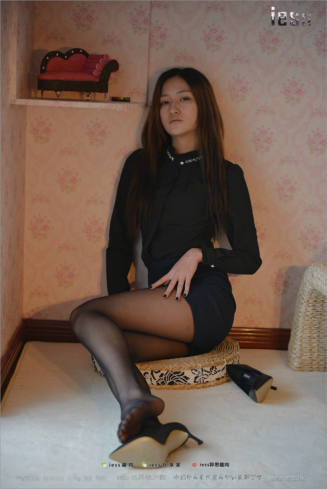 图片[82]-[IESS异思趣向] 2017.11.14 丝足便当168：《黑丝女神黑丝秀》潇潇 在线浏览 – 速更版-美库