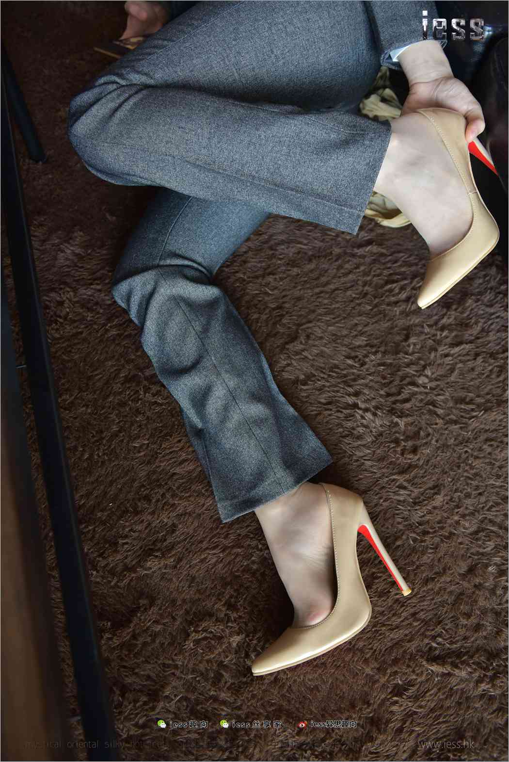 图片[82]-[IESS异思趣向] 2017.12.03 丝足便当174：《找钥匙 I 》赵老师 概念型作品 在线浏览 – 速更版-美库