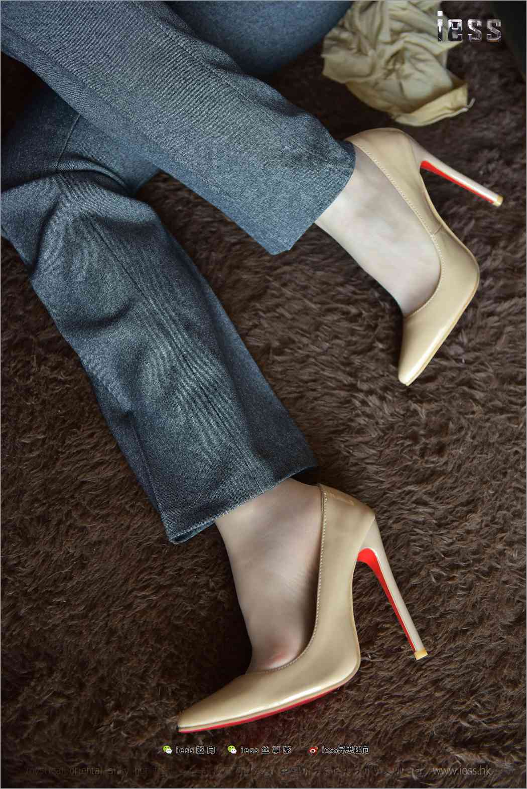 图片[27]-[IESS异思趣向] 2017.12.03 丝足便当174：《找钥匙 I 》赵老师 概念型作品 在线浏览 – 速更版-美库