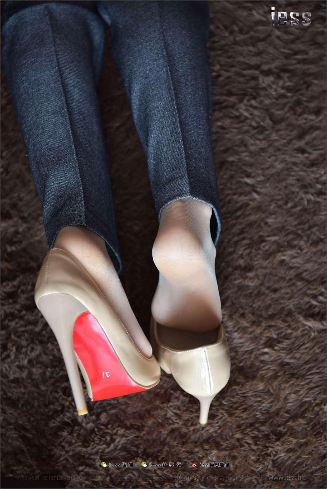 图片[35]-[IESS异思趣向] 2017.12.03 丝足便当174：《找钥匙 I 》赵老师 概念型作品 在线浏览 – 速更版-美库