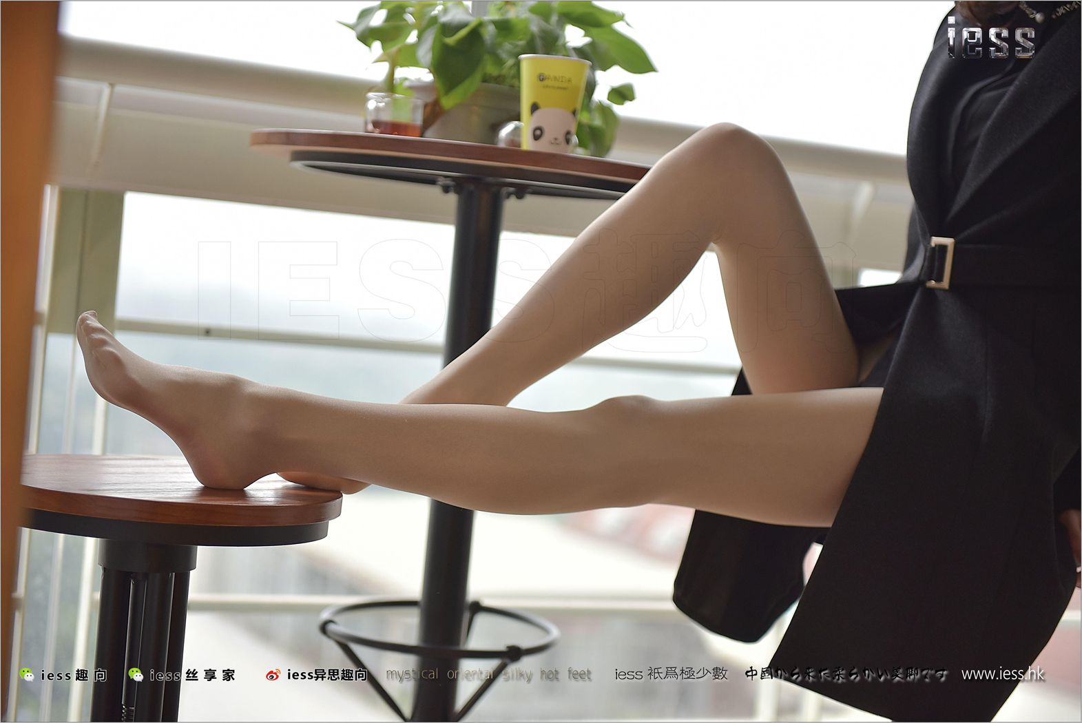 图片[59]-[IESS异思趣向] 2017.12.05 丝足便当175：《风衣下的裸氨厚肉丝》小六 在线浏览 – 速更版-美库