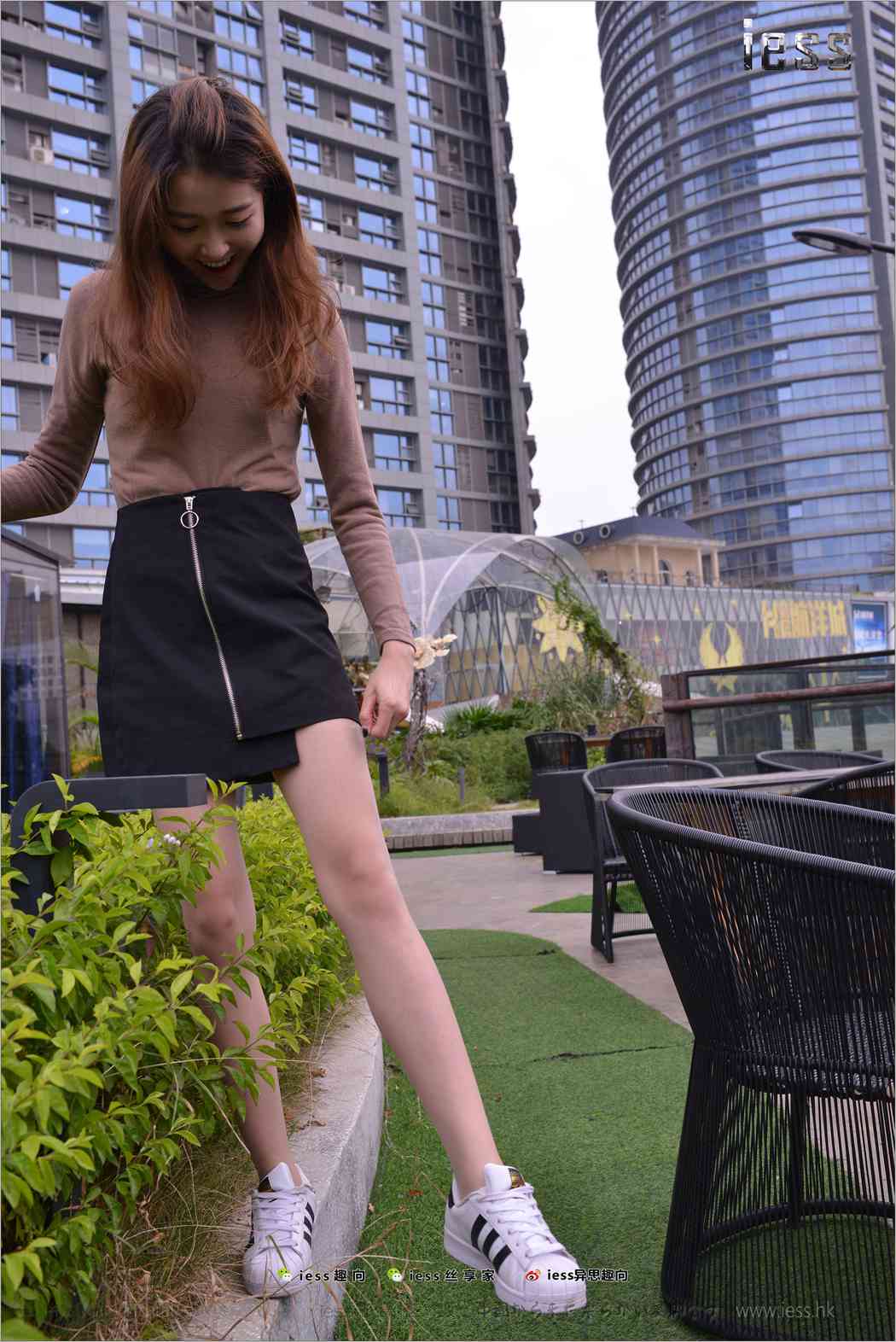 图片[33]-[IESS异思趣向] 2017.11.29 丝足便当172：《丝袜棉袜贝壳头》双十一特辑 圆叔叔 在线浏览 – 速更版-美库