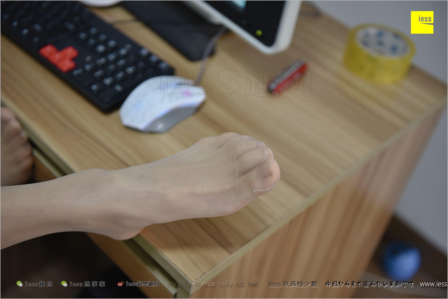 图片[32]-[IESS异思趣向] 2018.02.17 丝足便当200：《小六的直播现场探访》小六 在线浏览 – 速更版-美库