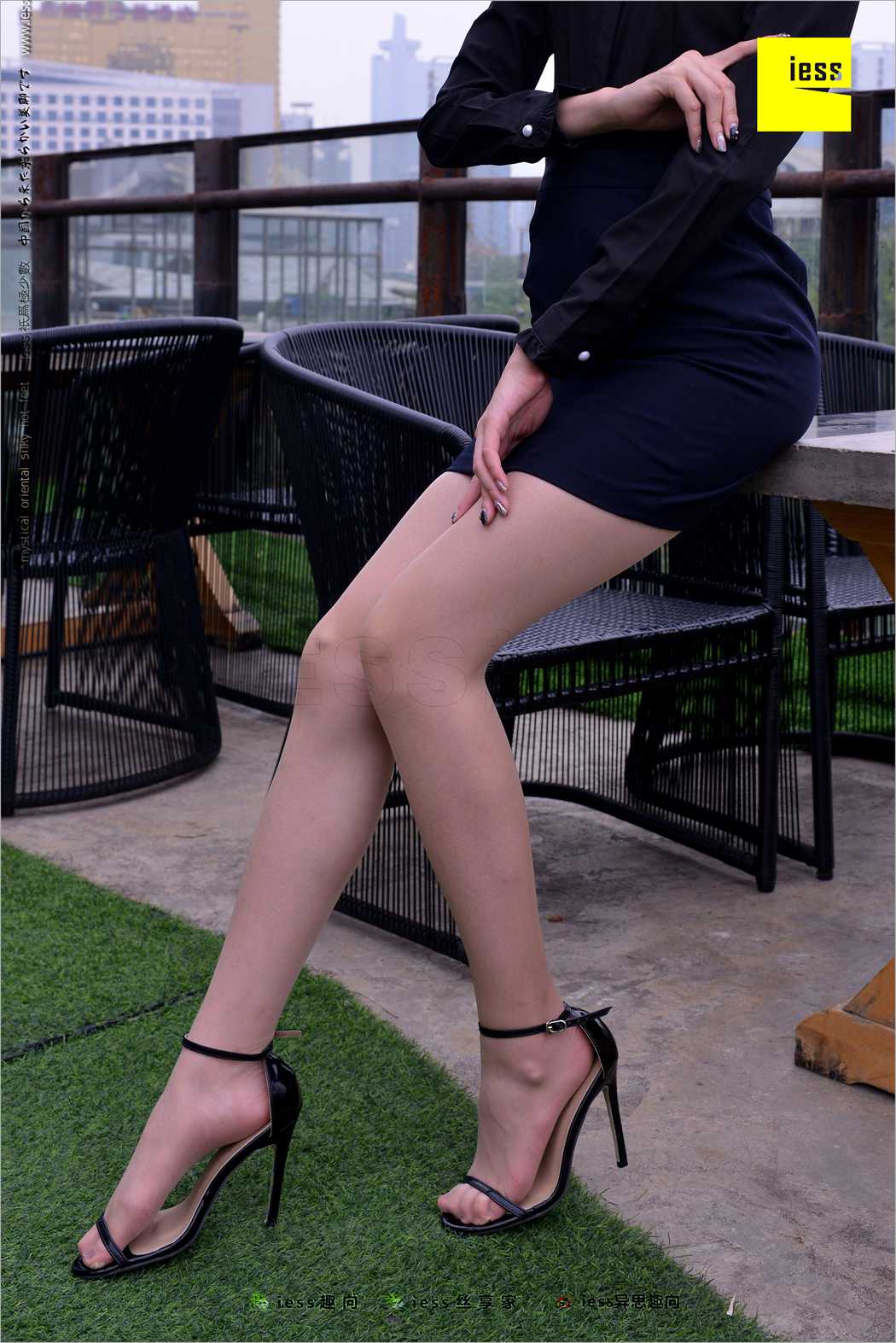 图片[55]-[IESS异思趣向] 2018.03.13 丝足便当205：《大长腿的定义》圆叔叔 在线浏览 – 速更版-美库