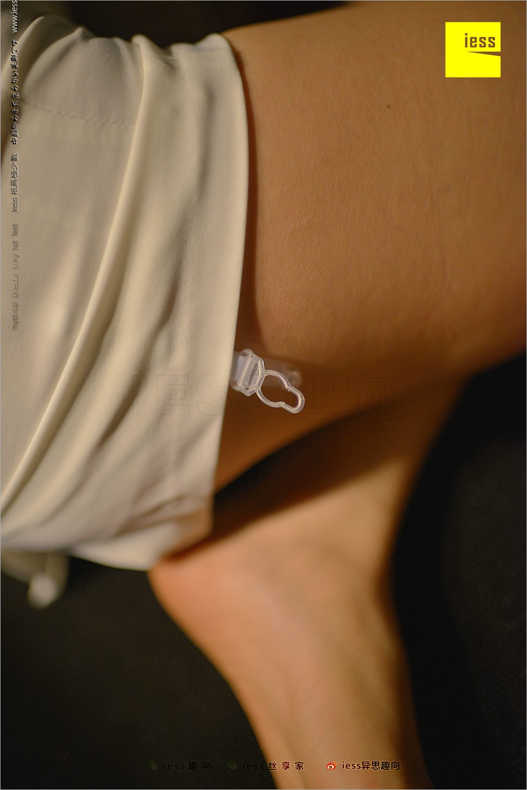 图片[58]-[IESS异思趣向] 2018.04.20 丝足便当219：《台灯下的裸足》Julia君君 在线浏览 – 速更版-美库