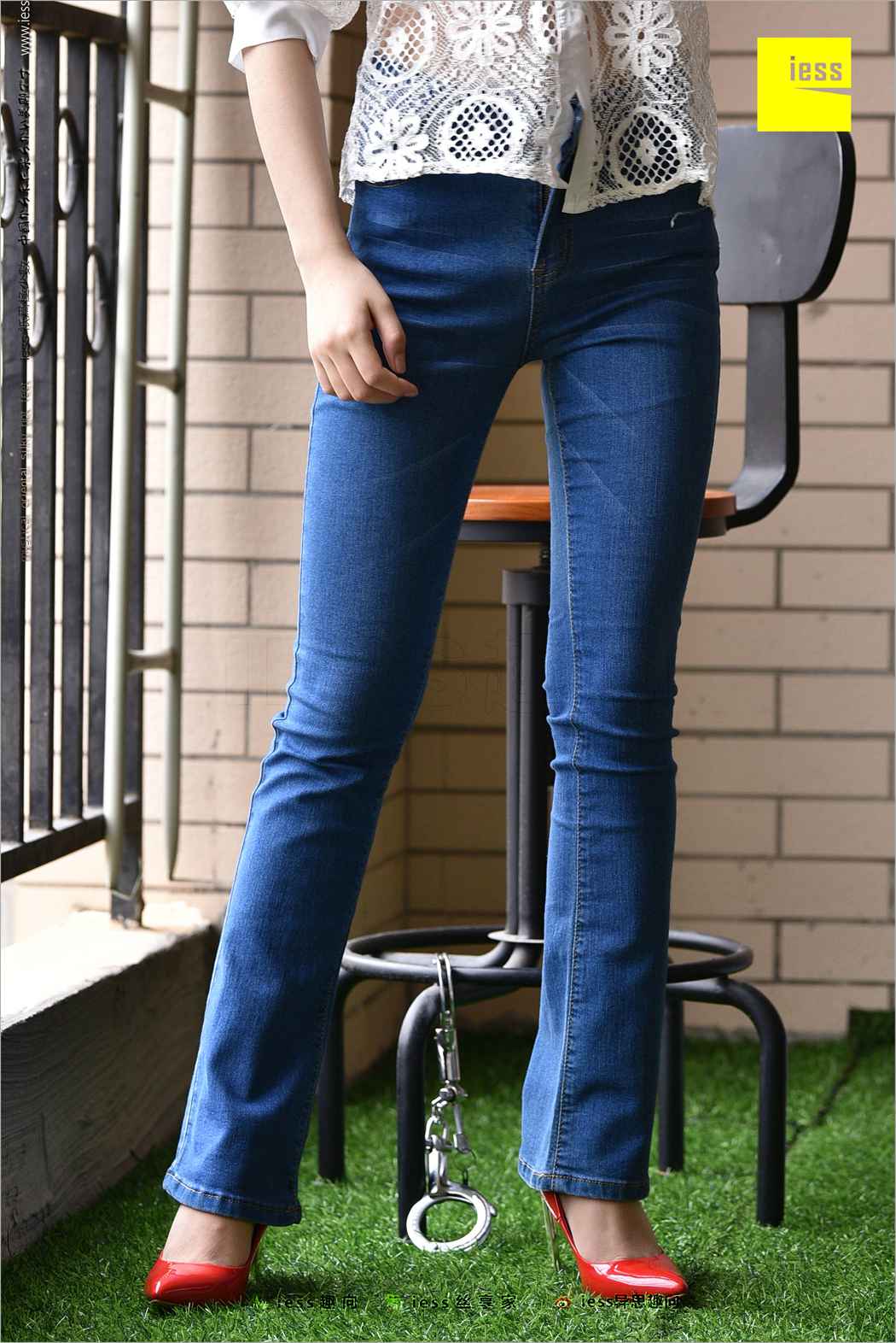 图片[7]-[IESS异思趣向] 2018.04.28 丝足便当224：《牛仔裤、新模特和红色高跟鞋》广炎 在线浏览 – 速更版-美库