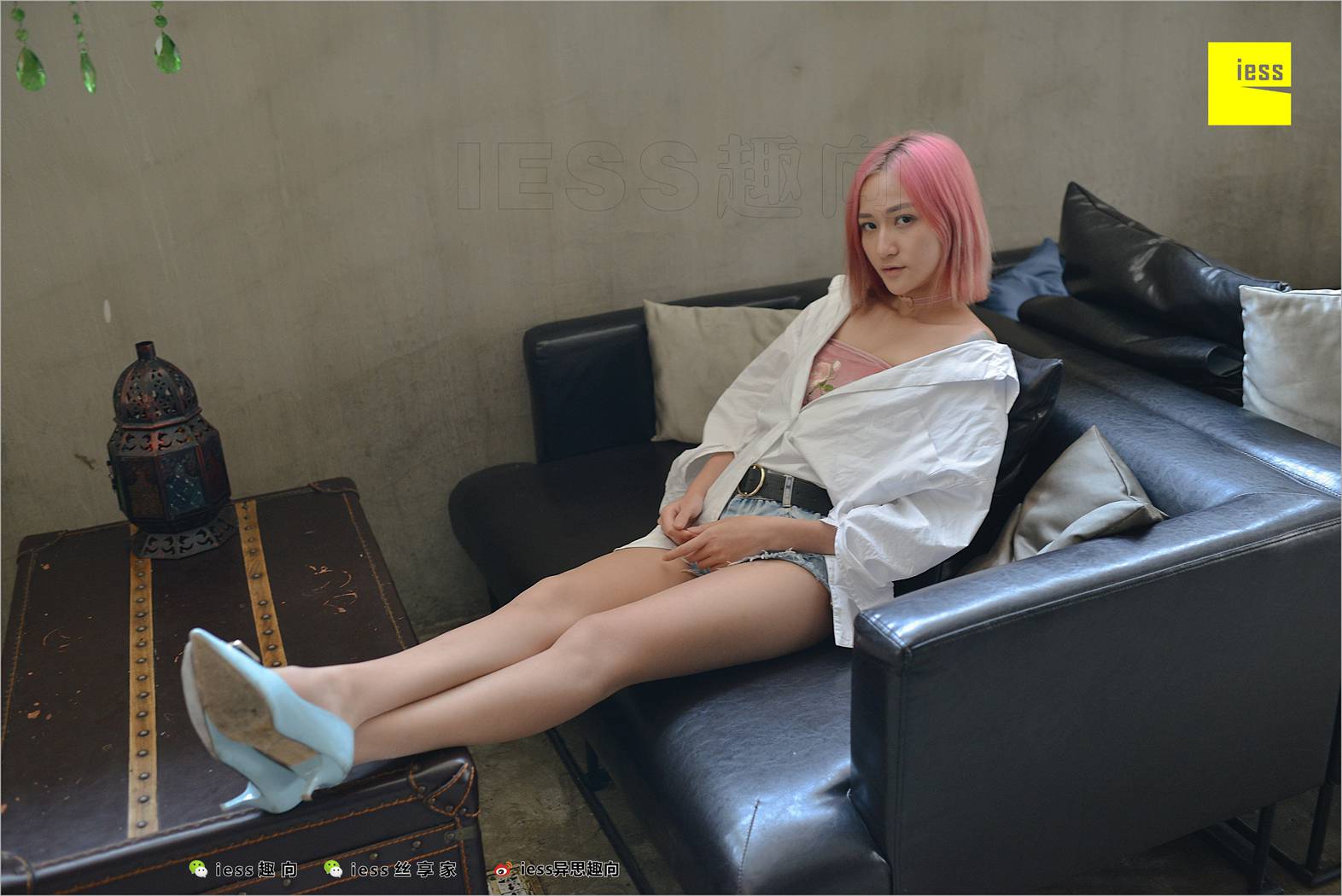 图片[51]-[IESS异思趣向] 2018.05.08 丝足便当228：《黑丝女神的红蓝黄》潇潇 在线浏览 – 速更版-美库