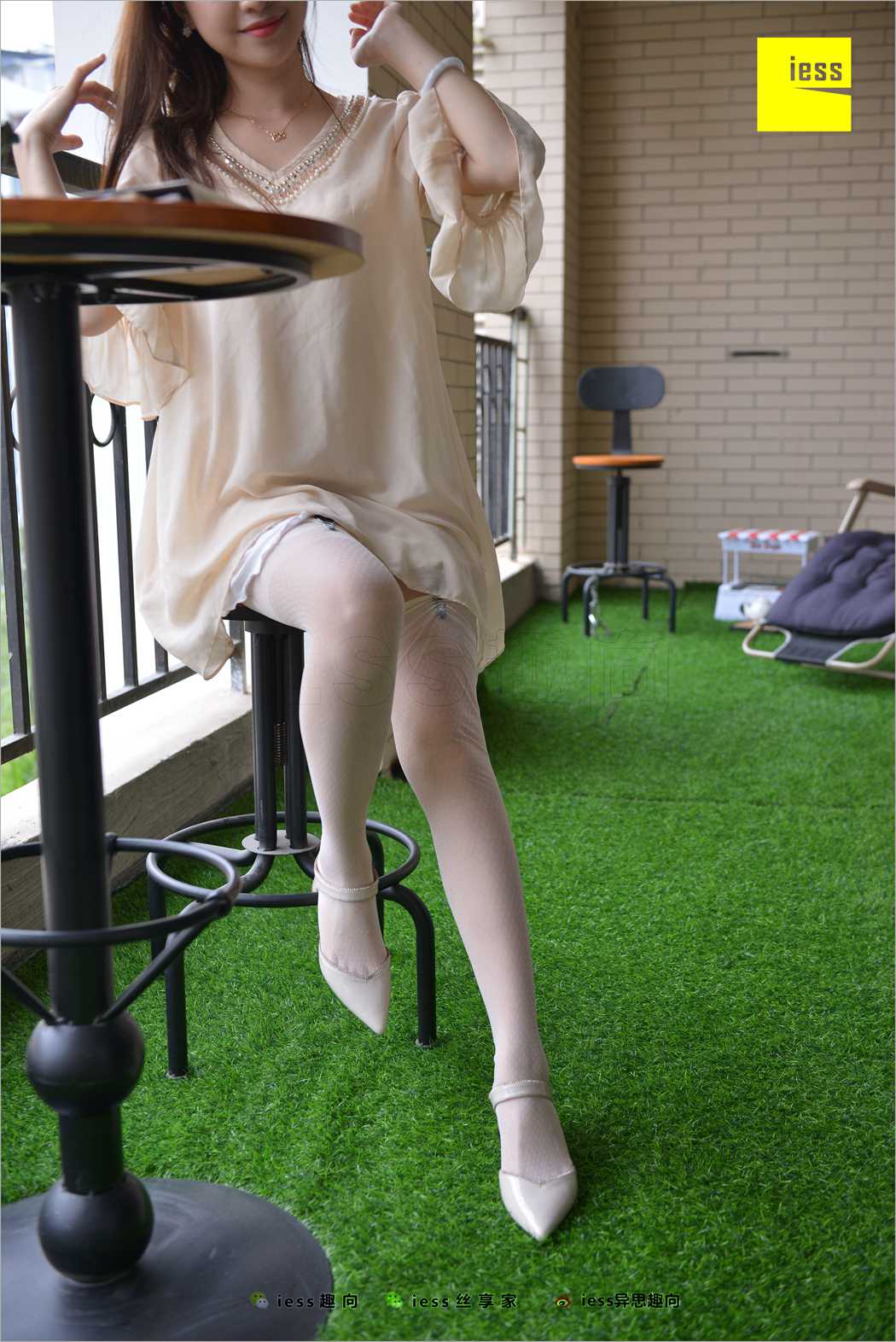 图片[55]-[IESS异思趣向] 2018.05.07 丝足便当227：《小捷的经典复古纯白尼龙丝》小捷 在线浏览 – 速更版-美库