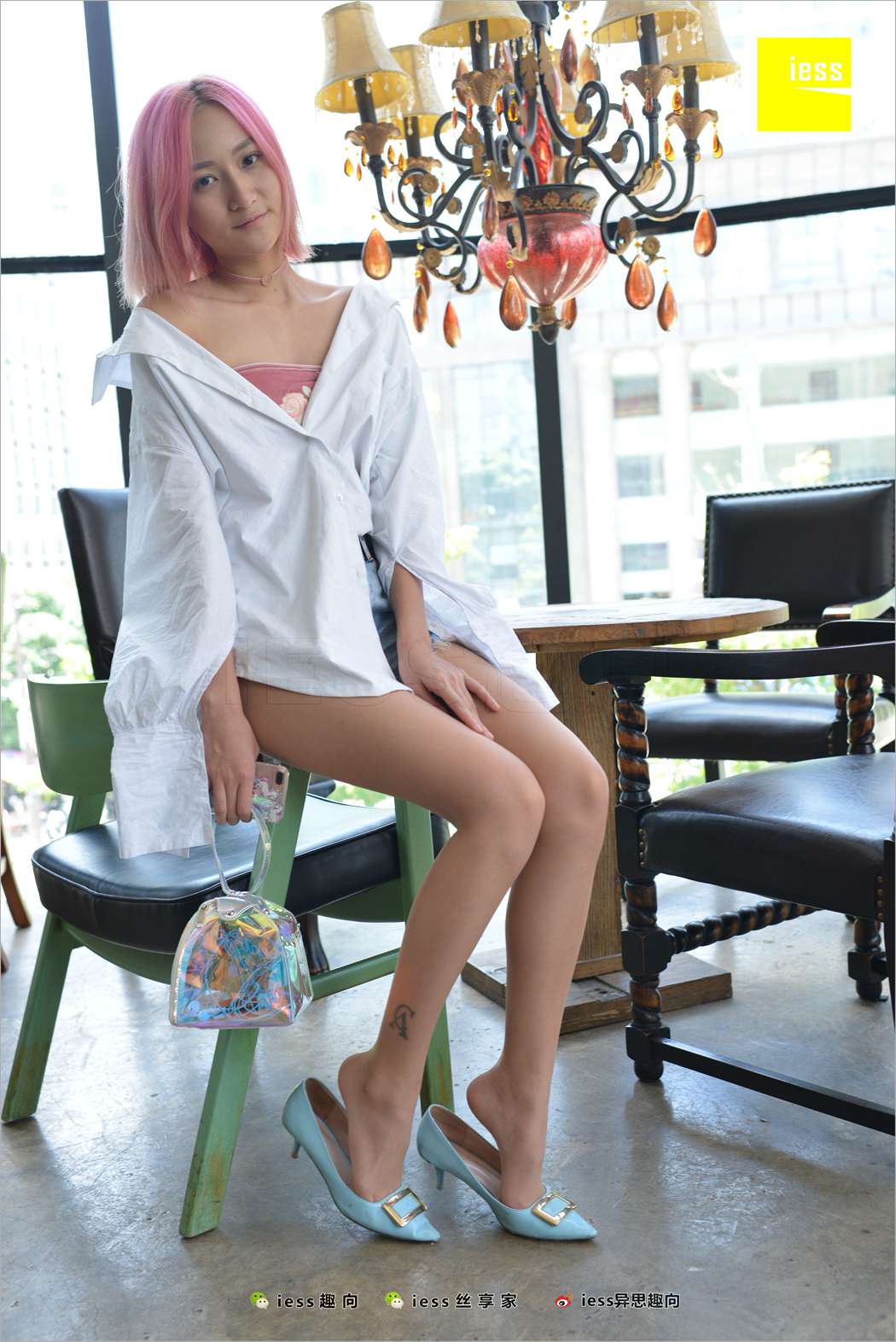 [IESS异思趣向] 2018.05.08 丝足便当228：《黑丝女神的红蓝黄》潇潇 在线浏览 – 速更版-绅士图