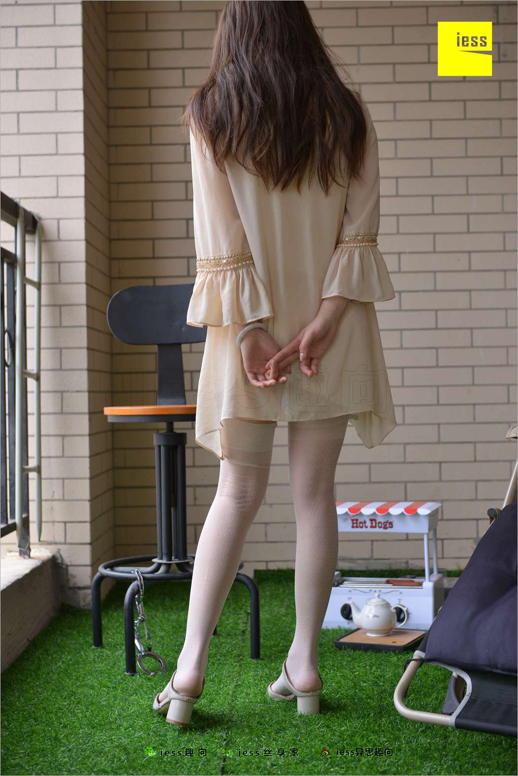 图片[38]-[IESS异思趣向] 2018.05.07 丝足便当227：《小捷的经典复古纯白尼龙丝》小捷 在线浏览 – 速更版-美库