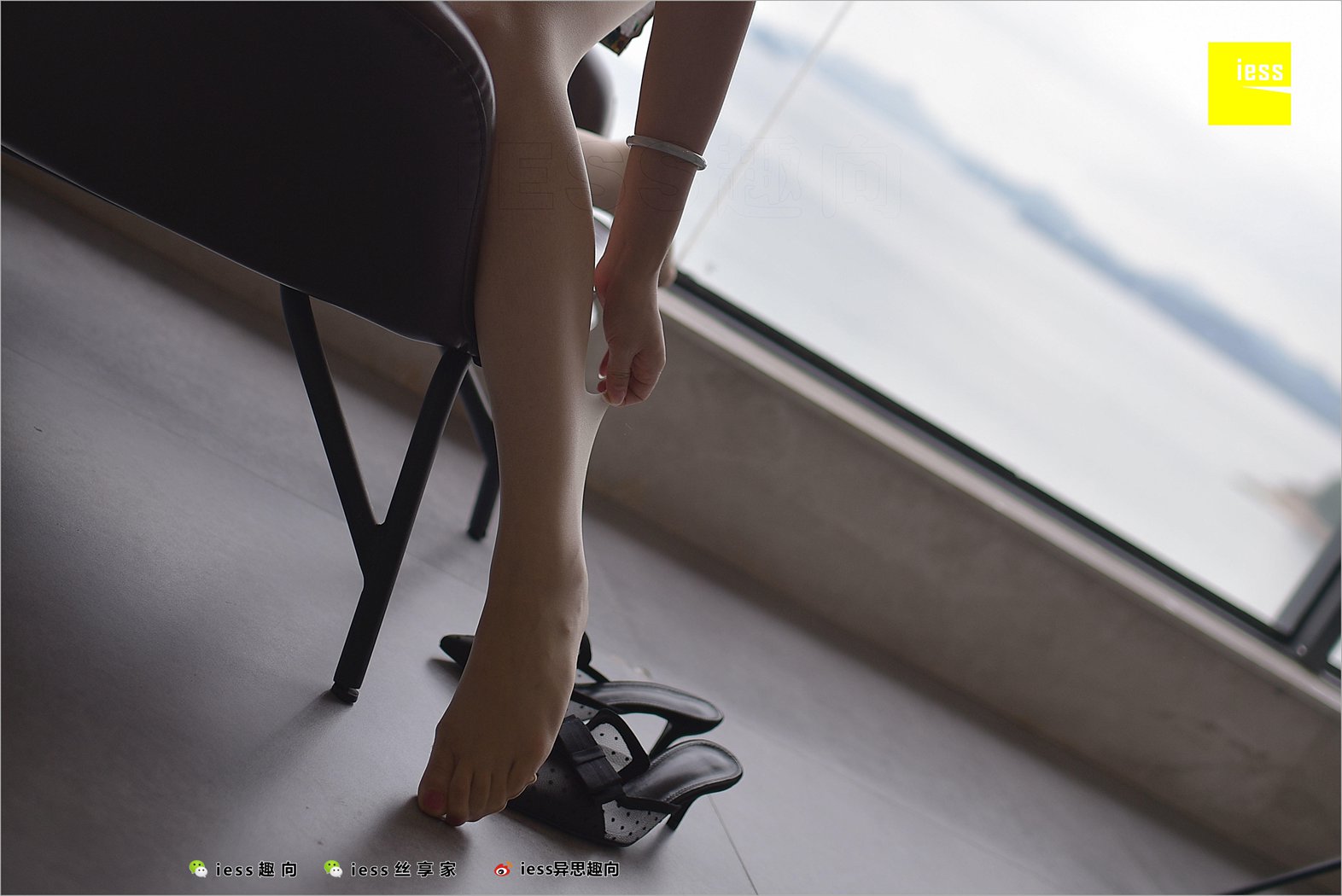 图片[23]-[IESS异思趣向] 2018.07.02 丝足便当247：《九妹的短旗袍》九妹 在线浏览 – 速更版-美库