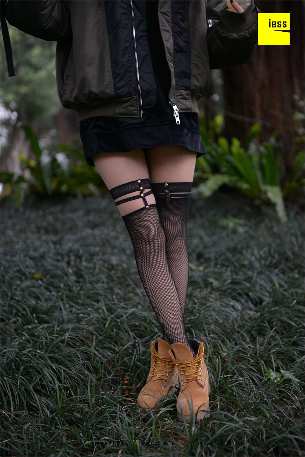 图片[18]-[IESS异思趣向] 2018.05.21 丝足便当233：《误入歧途的网眼袜》潇潇 在线浏览 – 速更版-美库