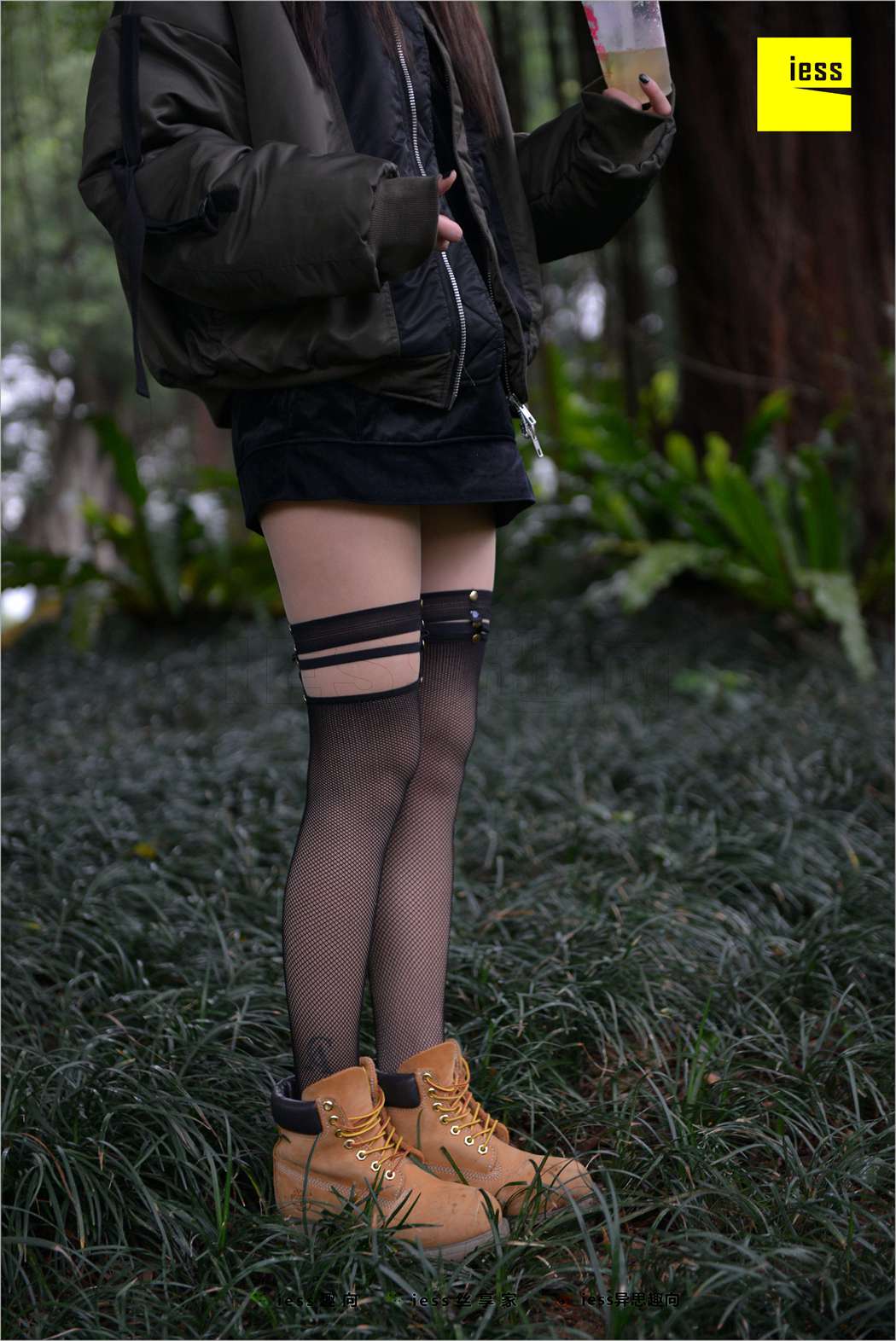图片[73]-[IESS异思趣向] 2018.05.21 丝足便当233：《误入歧途的网眼袜》潇潇 在线浏览 – 速更版-美库