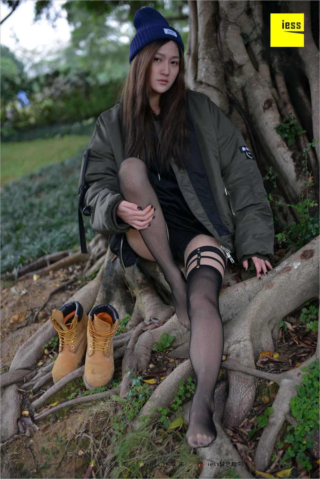 图片[34]-[IESS异思趣向] 2018.05.21 丝足便当233：《误入歧途的网眼袜》潇潇 在线浏览 – 速更版-美库