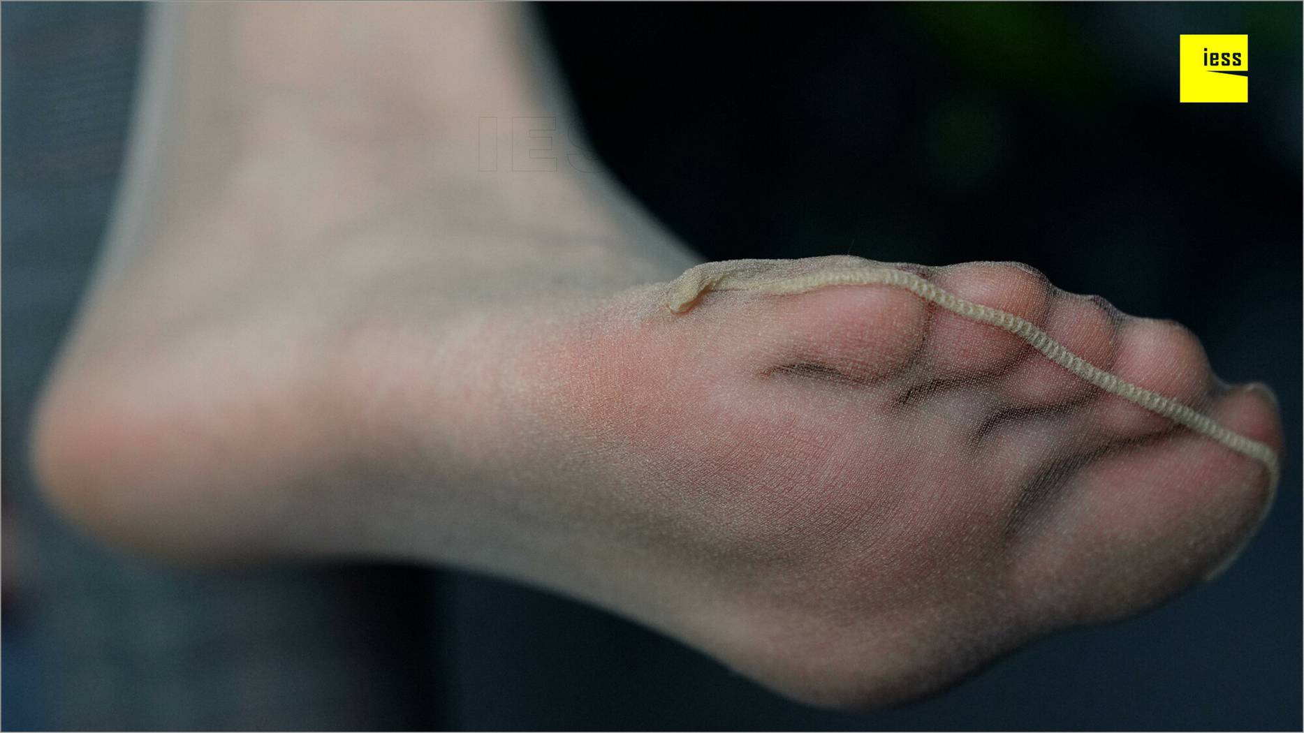 图片[78]-[IESS异思趣向] 2018.08.14 丝足便当261：《穿长裤的邱主管》邱主管 在线浏览 – 速更版-美库