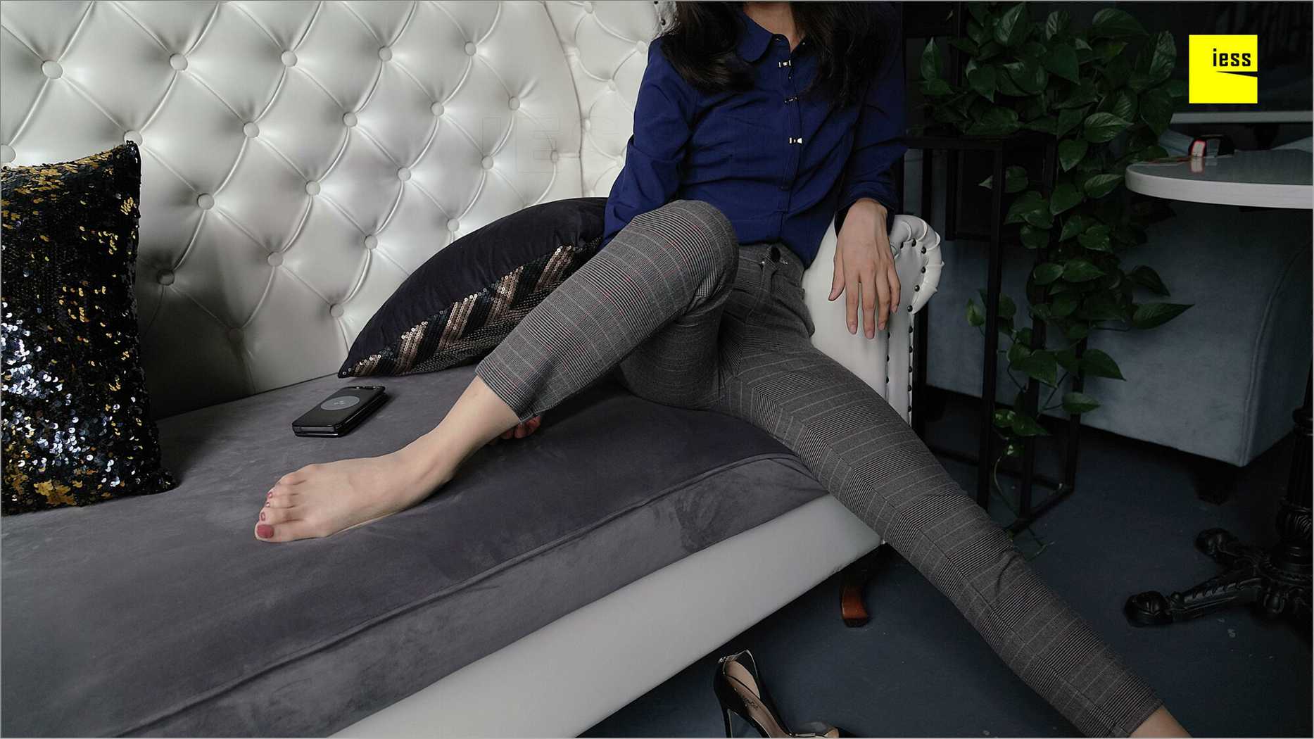 图片[29]-[IESS异思趣向] 2018.08.14 丝足便当261：《穿长裤的邱主管》邱主管 在线浏览 – 速更版-美库