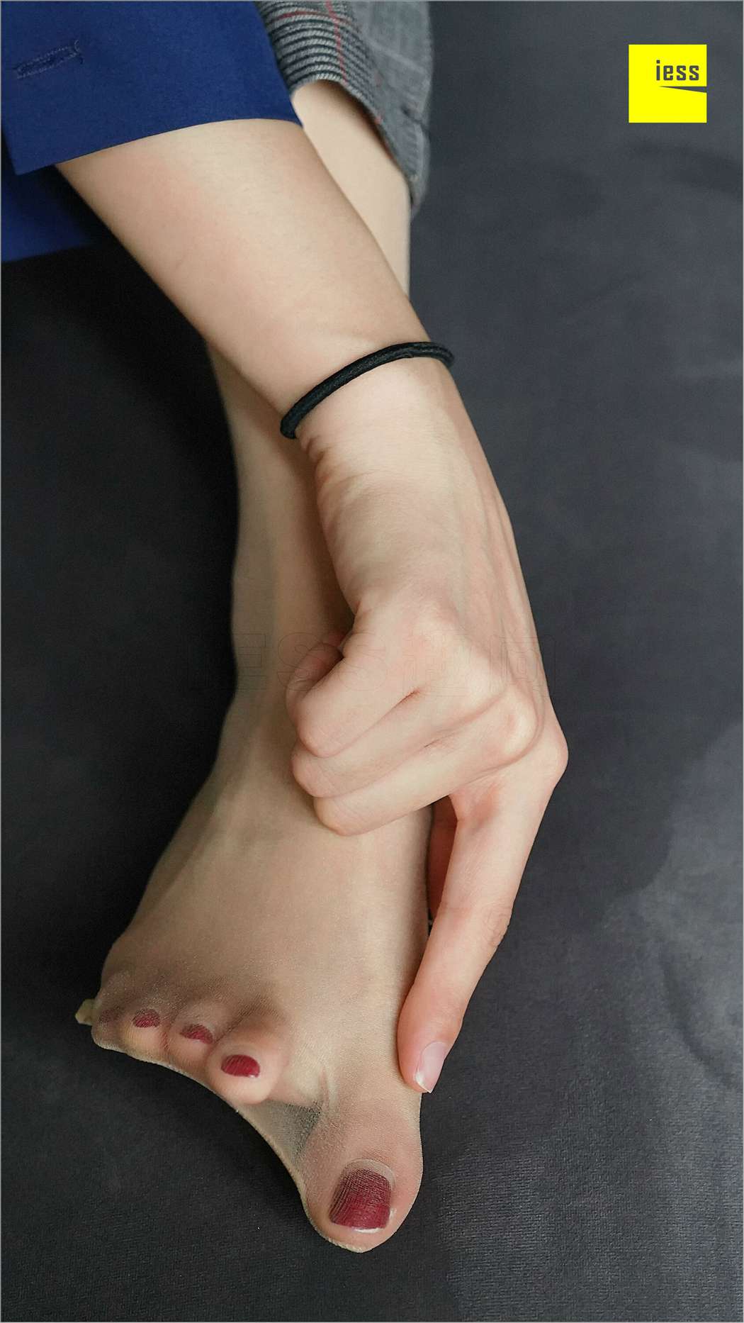 图片[68]-[IESS异思趣向] 2018.08.14 丝足便当261：《穿长裤的邱主管》邱主管 在线浏览 – 速更版-美库