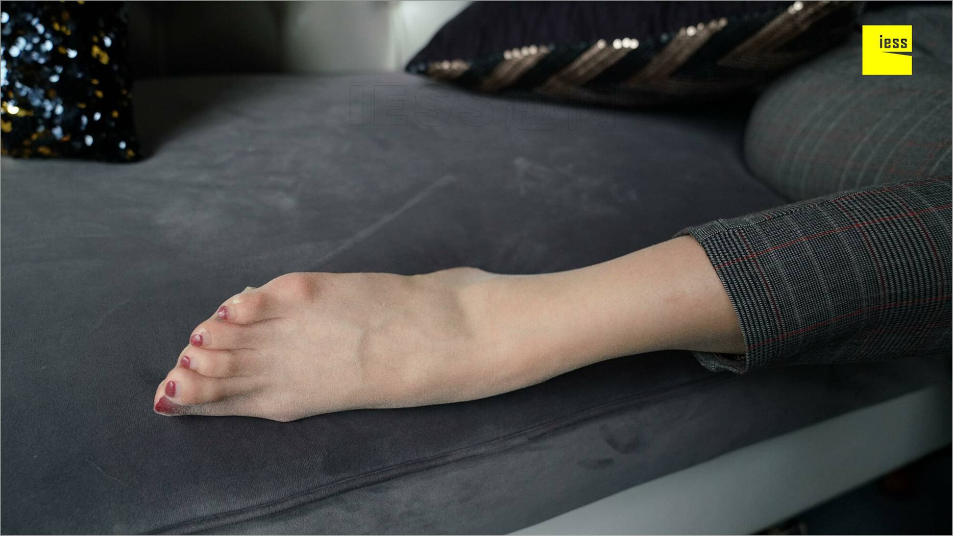 图片[91]-[IESS异思趣向] 2018.08.14 丝足便当261：《穿长裤的邱主管》邱主管 在线浏览 – 速更版-美库