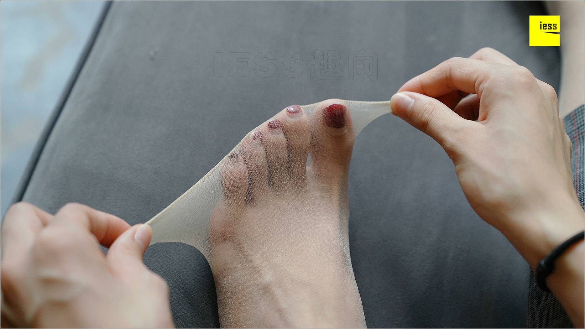 图片[28]-[IESS异思趣向] 2018.08.14 丝足便当261：《穿长裤的邱主管》邱主管 在线浏览 – 速更版-美库