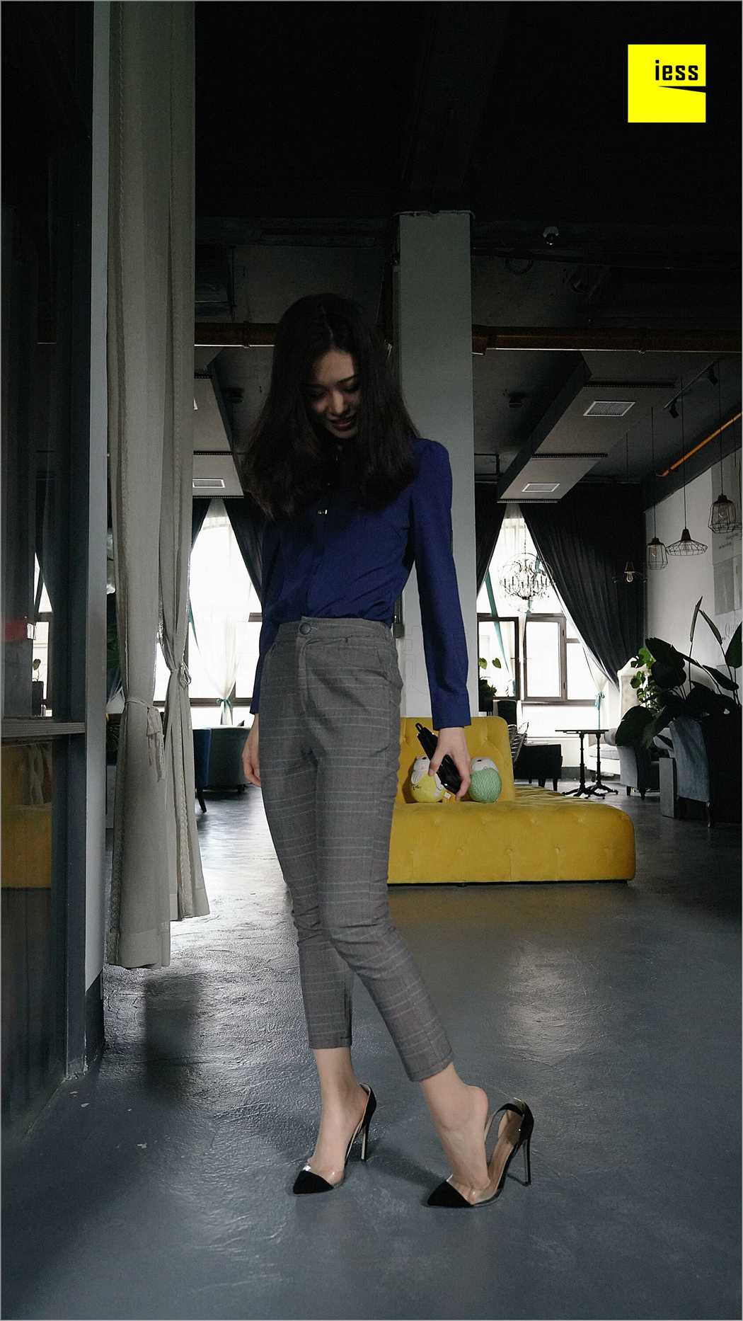 图片[22]-[IESS异思趣向] 2018.08.14 丝足便当261：《穿长裤的邱主管》邱主管 在线浏览 – 速更版-美库