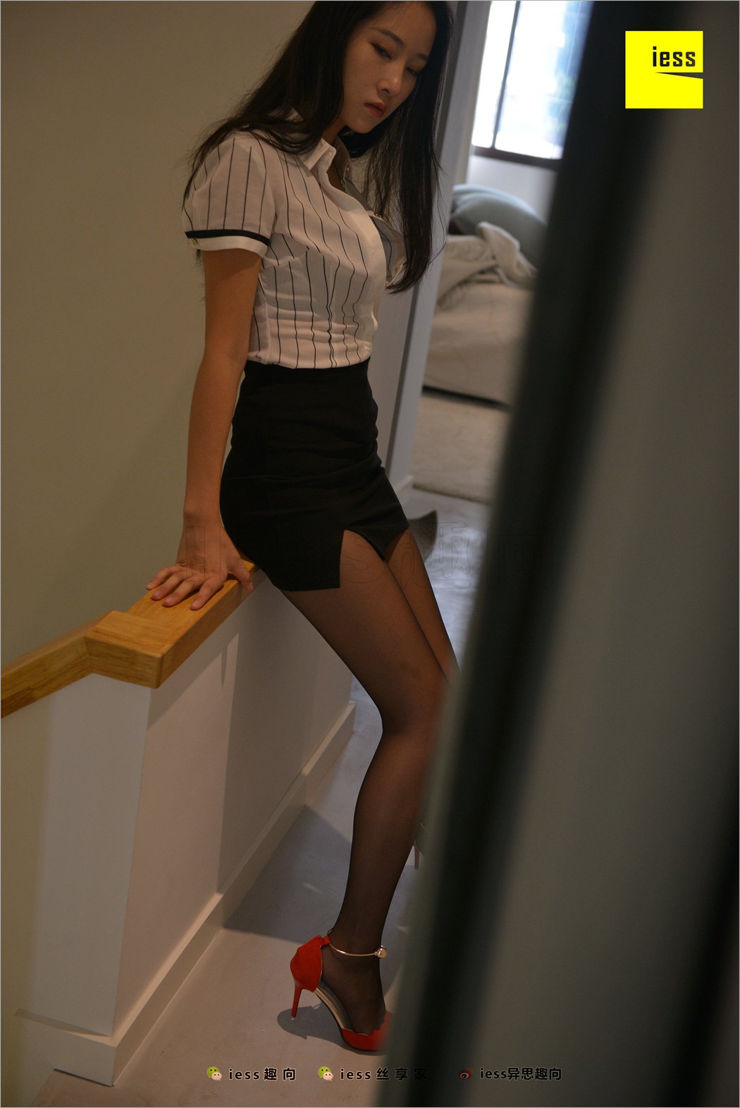 图片[28]-[IESS异思趣向] 2018.09.21 丝足便当274期 宝姿《狭窄的楼梯》 在线浏览 – 速更版-美库