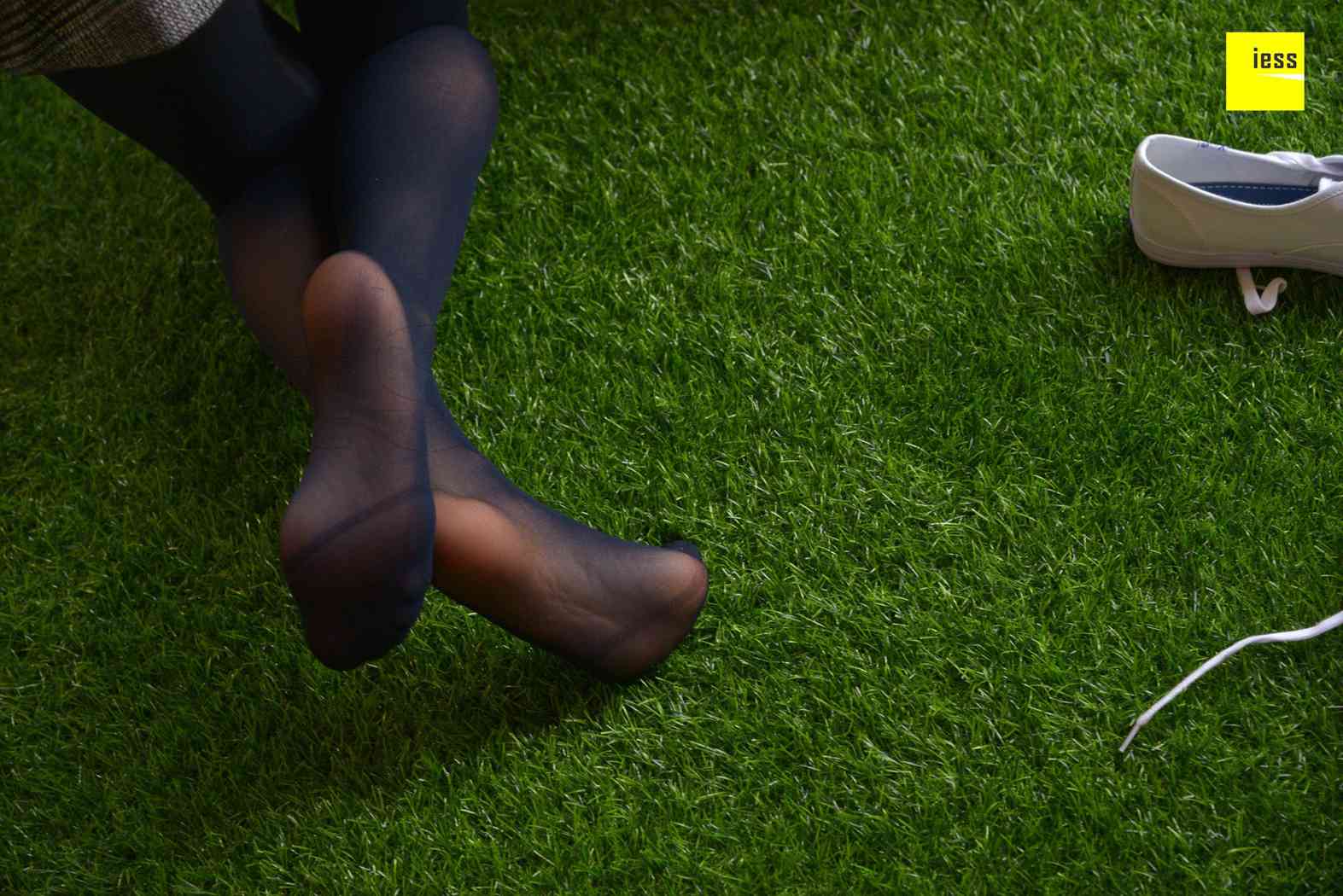 图片[70]-[IESS异思趣向] 2018.02.07《魔鬼周三》特刊05期：佳爷的宝蓝色厚丝 在线浏览 – 速更版-美库