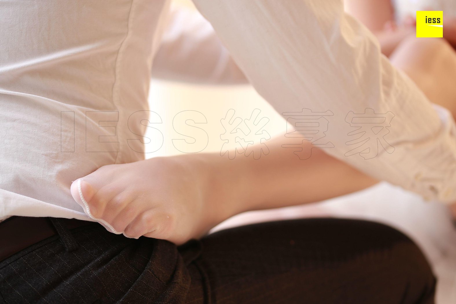 图片[44]-[IESS异思趣向] 2018.02.13《魔鬼周三》特刊06期：秋秋 – 新郎不是我 在线浏览 – 速更版-美库