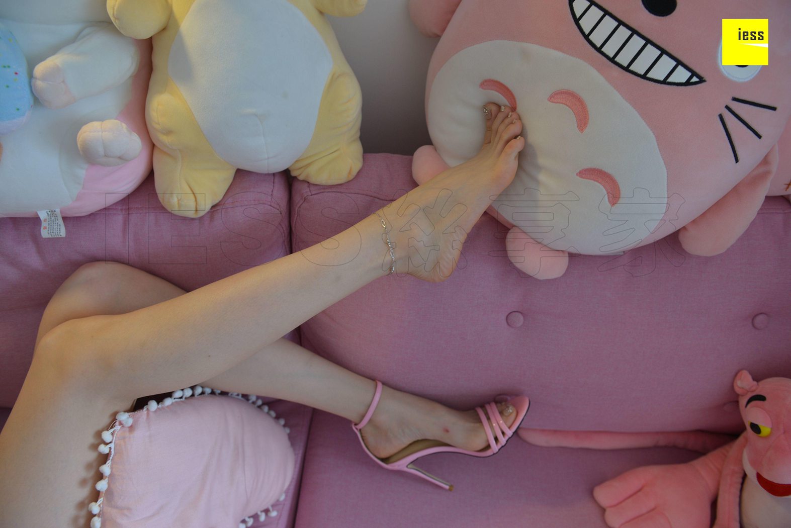 图片[40]-[IESS异思趣向] 2018.05.09《魔鬼周三》特刊17期：粉红仲夏梦 在线浏览 – 速更版-美库