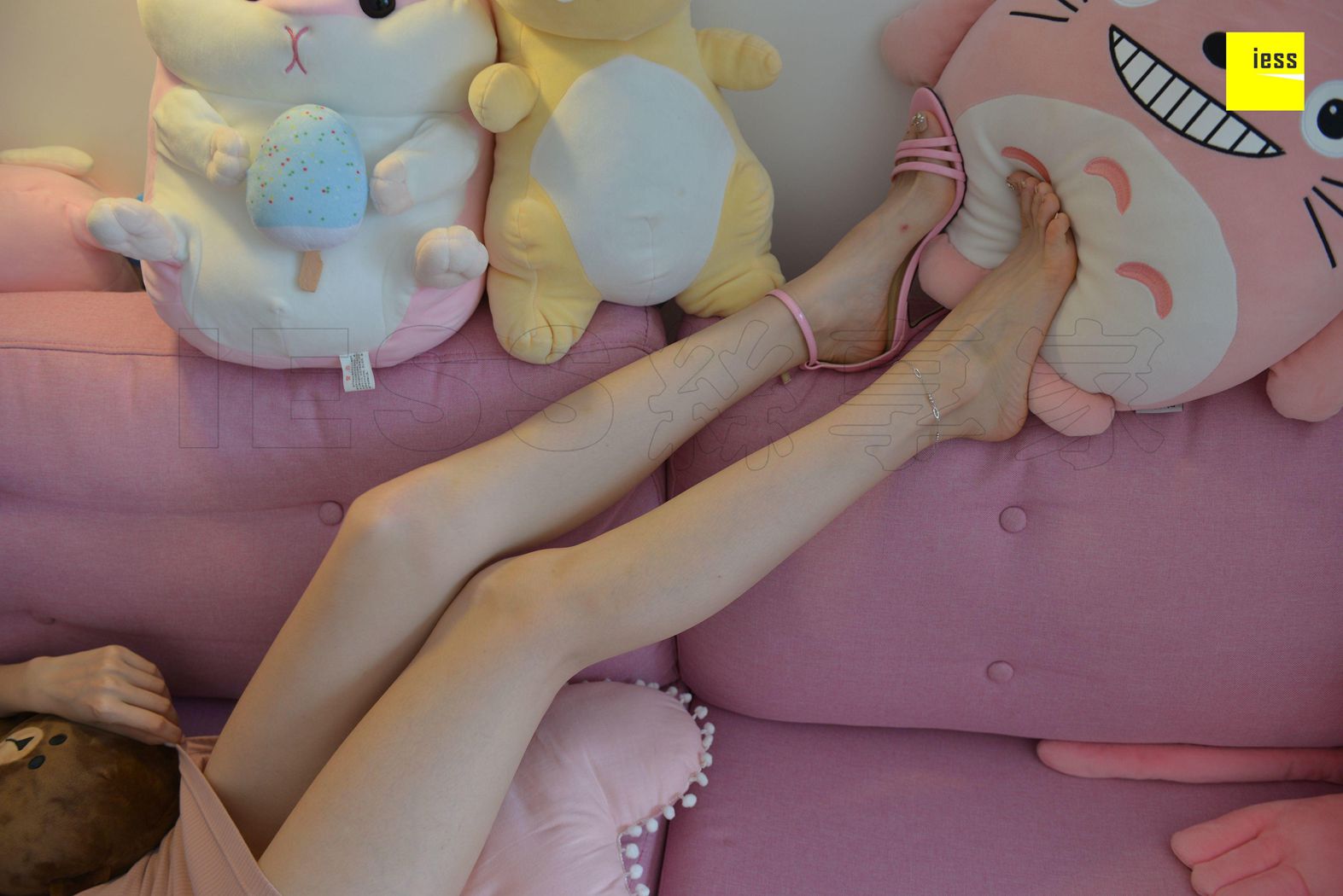 图片[67]-[IESS异思趣向] 2018.05.09《魔鬼周三》特刊17期：粉红仲夏梦 在线浏览 – 速更版-美库