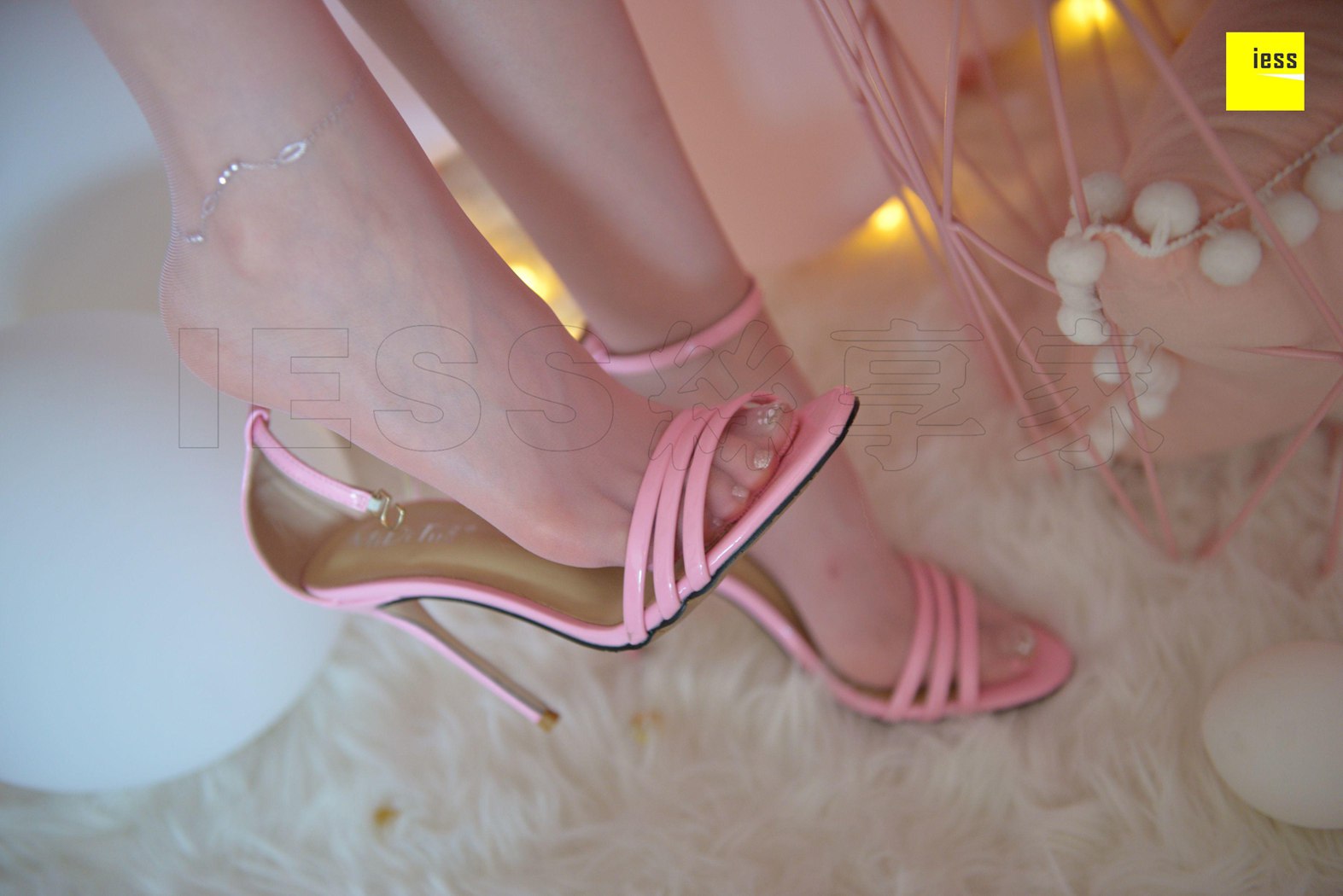 图片[64]-[IESS异思趣向] 2018.05.16《魔鬼周三》特刊18期：粉红仲夏梦 II 在线浏览 – 速更版-美库