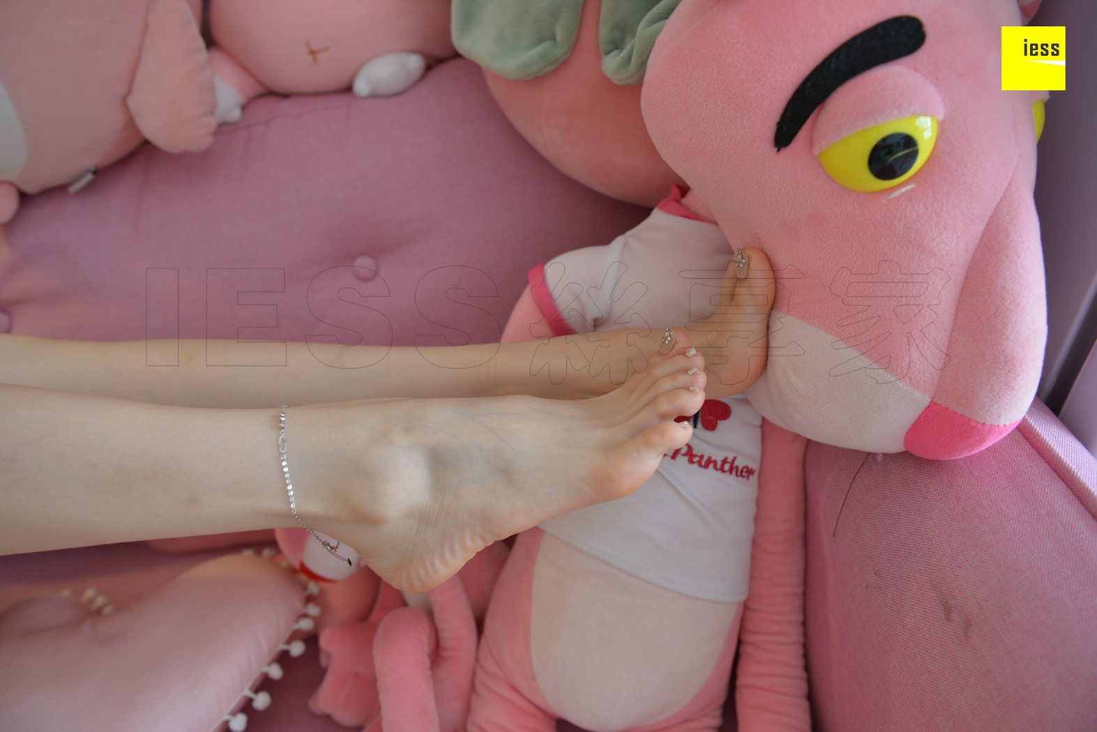 图片[29]-[IESS异思趣向] 2018.05.09《魔鬼周三》特刊17期：粉红仲夏梦 在线浏览 – 速更版-美库