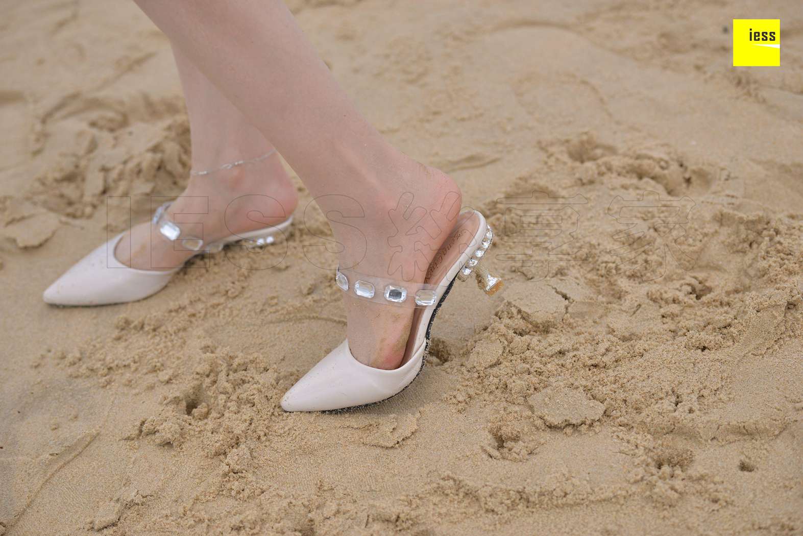 图片[87]-[IESS异思趣向] 2018.07.18《魔鬼周三》特刊27期：佳佳 沙滩制服·丝享家Ⅱ 在线浏览 – 速更版-美库