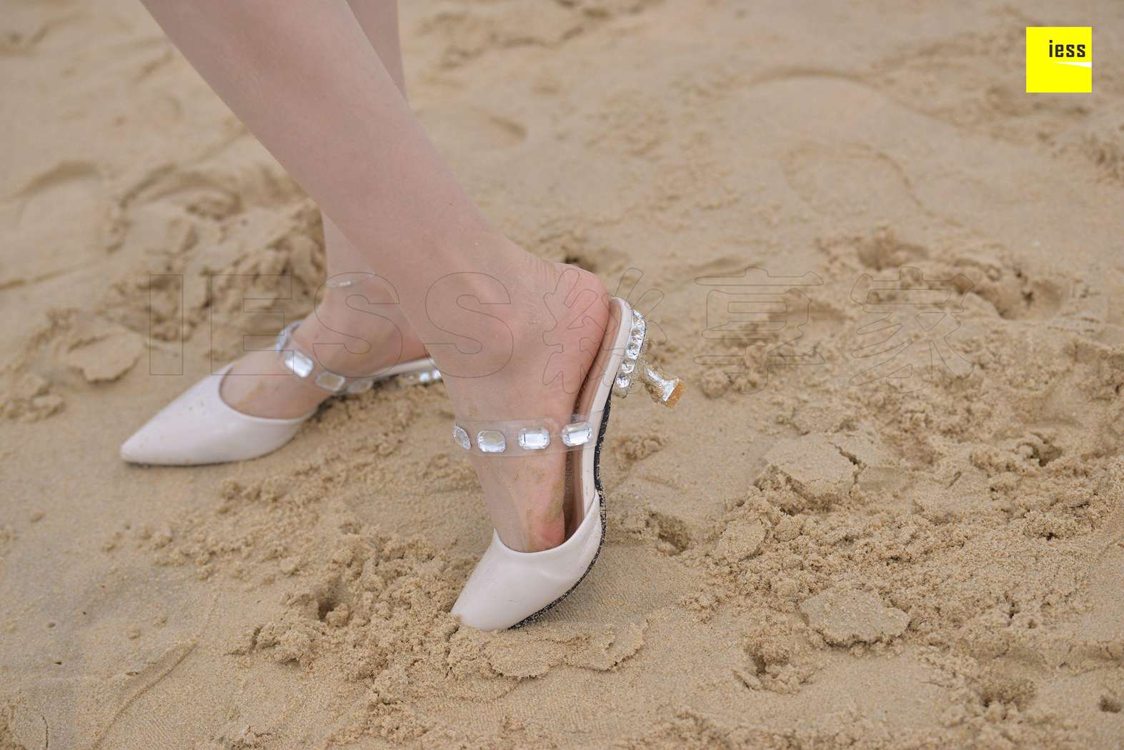 图片[71]-[IESS异思趣向] 2018.07.18《魔鬼周三》特刊27期：佳佳 沙滩制服·丝享家Ⅱ 在线浏览 – 速更版-美库