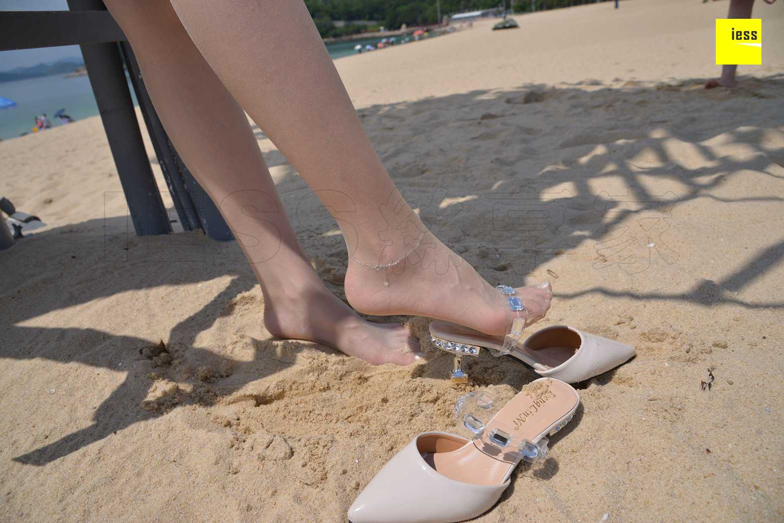 图片[73]-[IESS异思趣向]【魔鬼周三】特刊26期：沙滩制服·丝享佳 在线浏览 – 速更版-美库