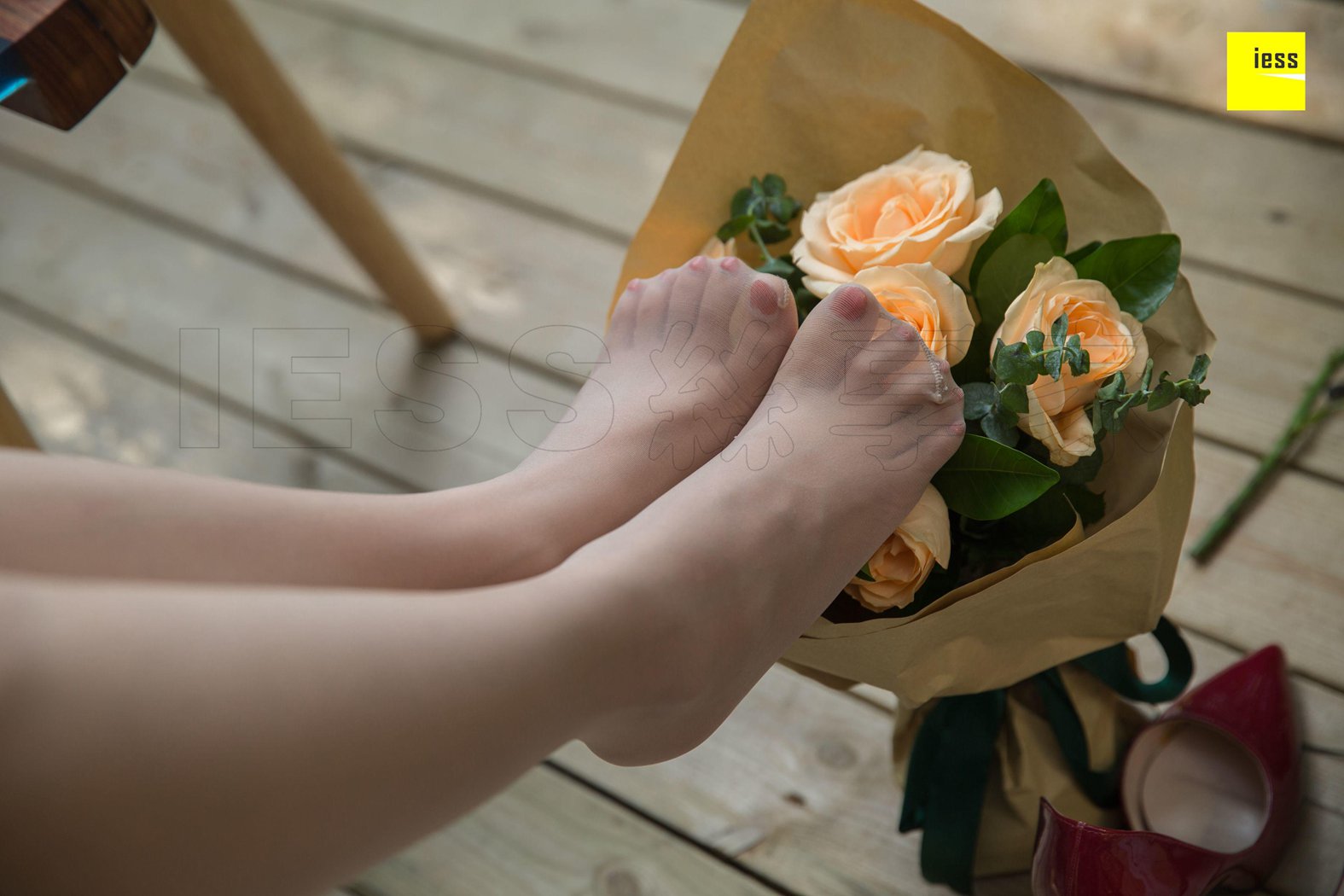 图片[19]-[IESS异思趣向]【魔鬼周三】特刊30期 – 花艺师 婉萍 在线浏览 – 速更版-美库