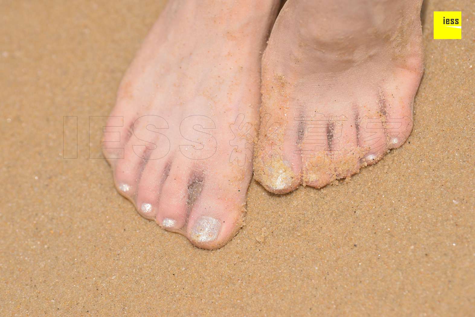 图片[34]-[IESS异思趣向] 2018.07.18《魔鬼周三》特刊27期：佳佳 沙滩制服·丝享家Ⅱ 在线浏览 – 速更版-美库