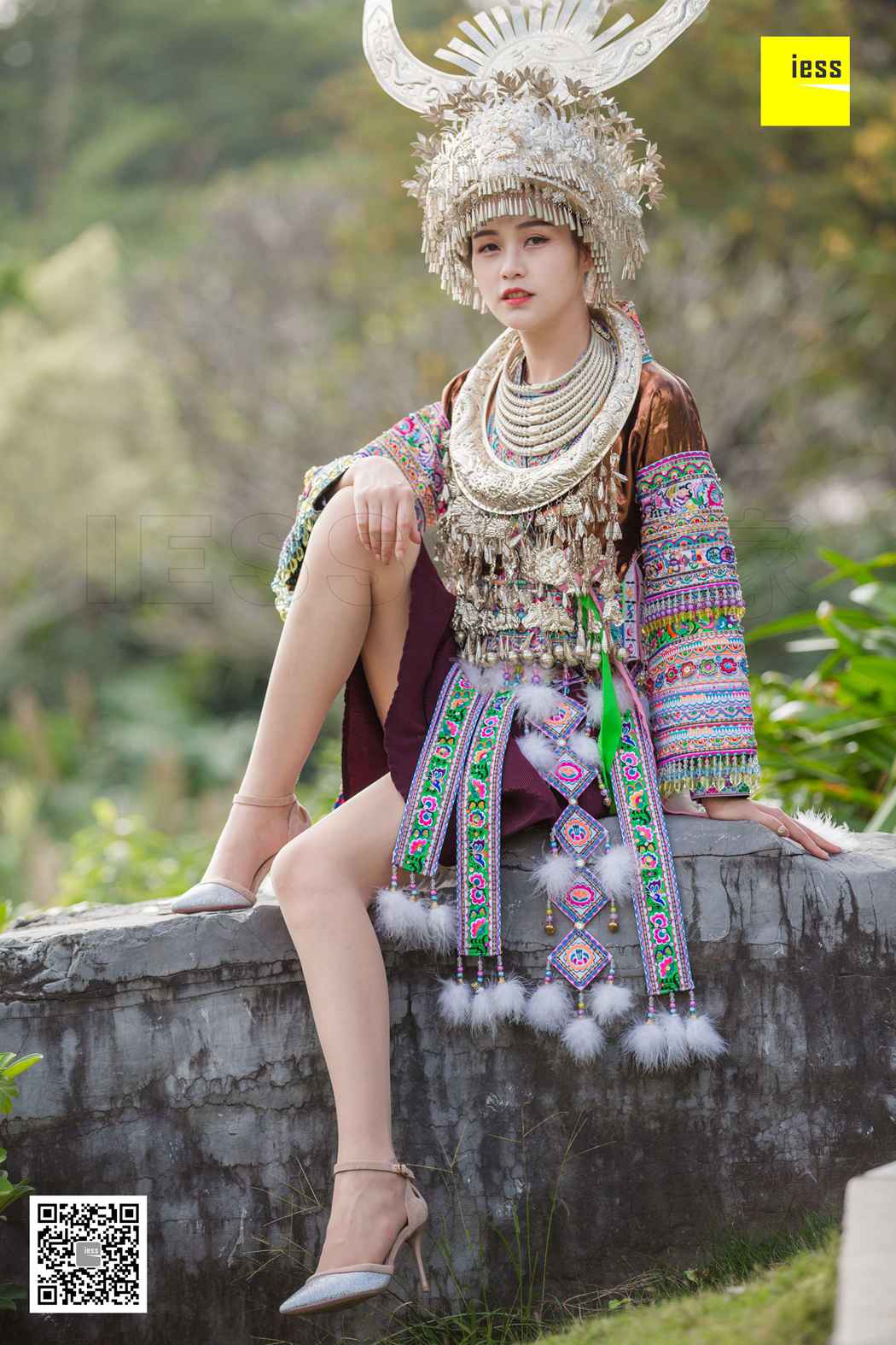 图片[76]-[IESS异思趣向] 2018.12.05《魔鬼周三》特刊45期：九妹 穿丝的苗族九妹 在线浏览 – 速更版-美库