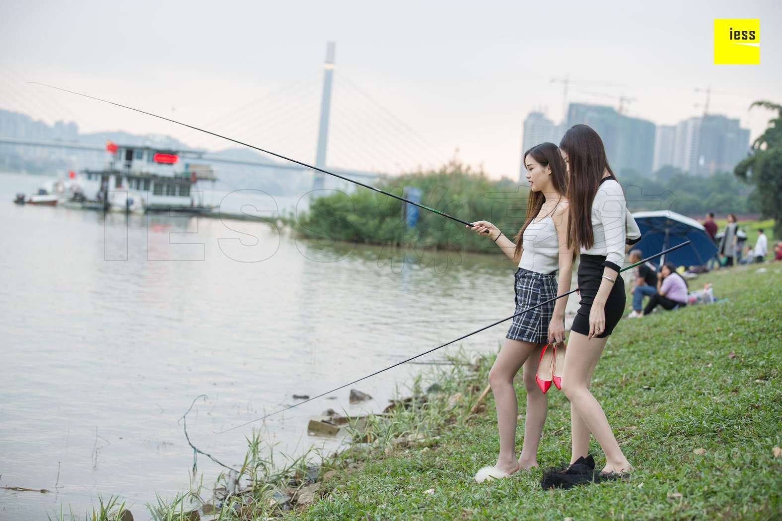 图片[81]-[IESS异思趣向] 2018.12.26《魔鬼周三》特刊48期：九妹、佳佳 钓鱼还是钓丝？ 在线浏览 – 速更版-美库