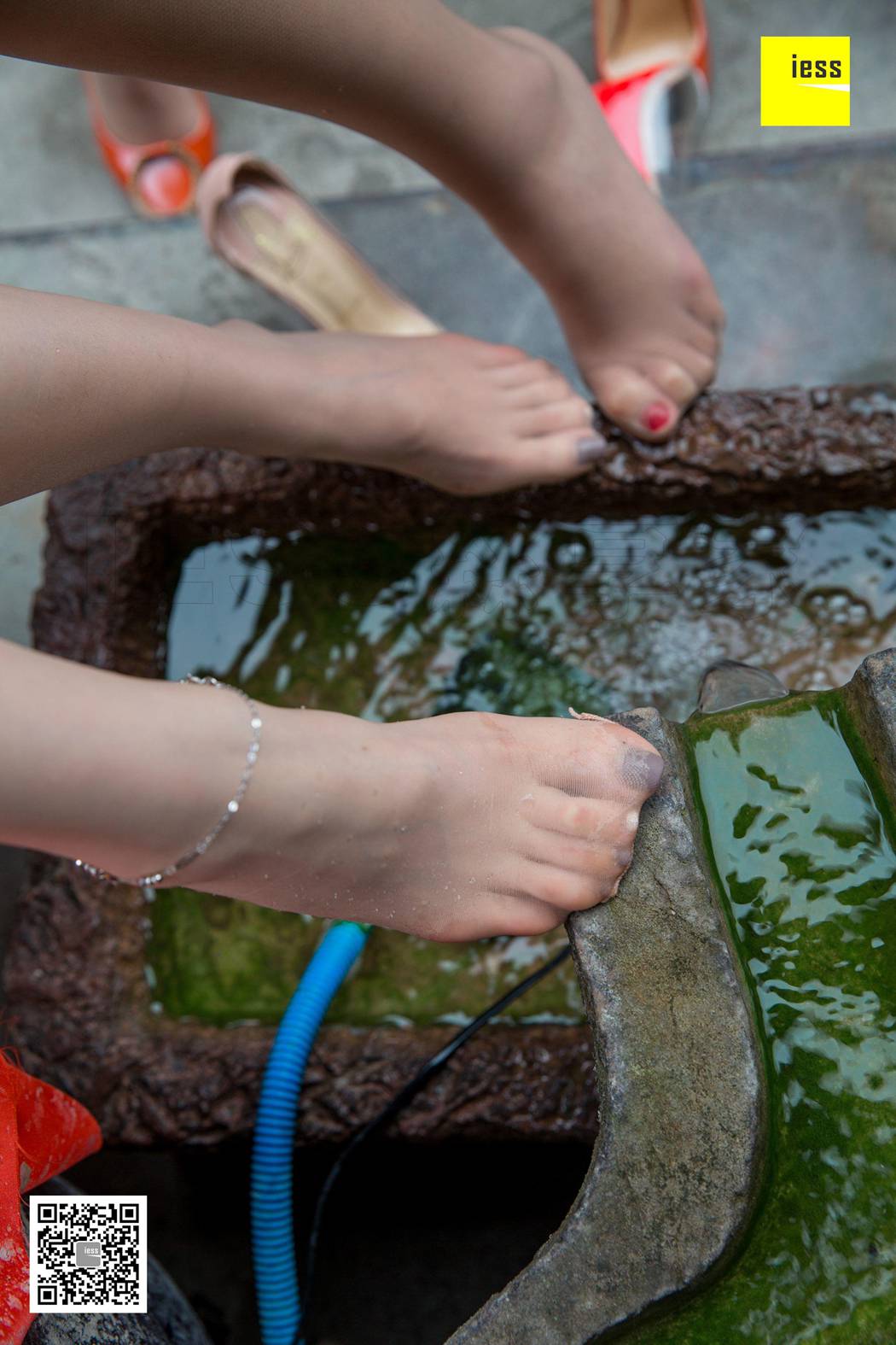 图片[61]-[IESS异思趣向] 2018.12.19《魔鬼周三》特刊47期：佳佳、云芝 两个闺蜜一条街Ⅱ 在线浏览 – 速更版-美库