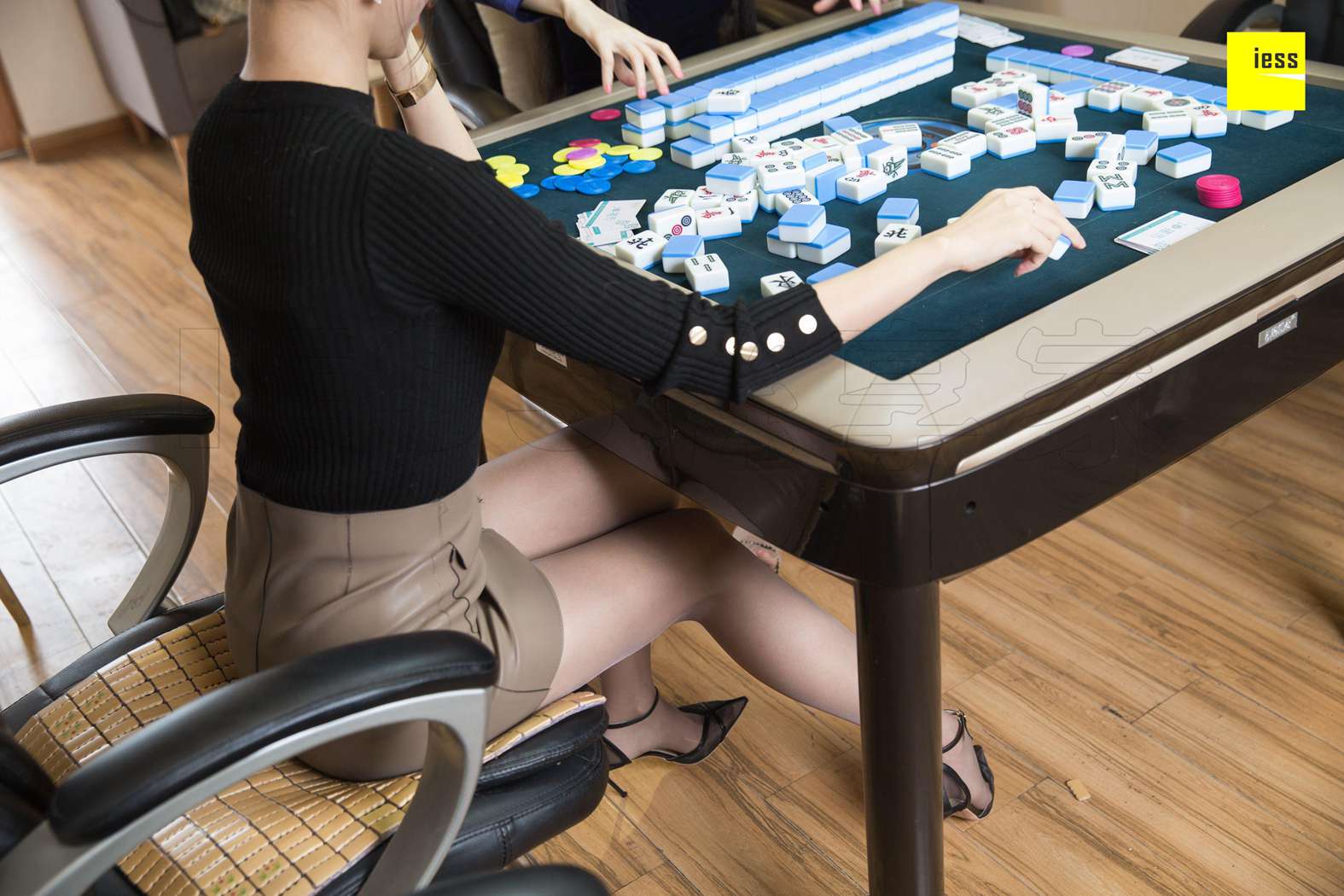 图片[4]-[IESS异思趣向] 2019.01.09《魔鬼周三》特刊50期：梦梦、秋秋 雀友欢乐多 在线浏览 – 速更版-美库