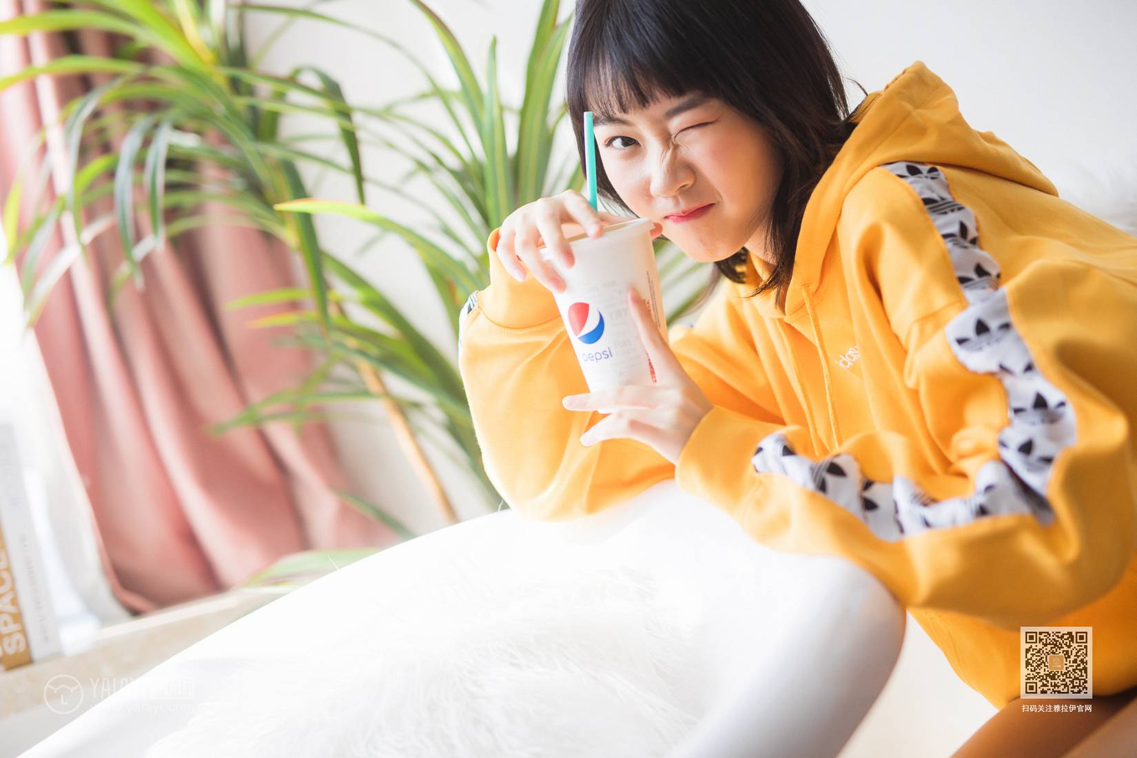 图片[12]-[YALAYI雅拉伊] 2020.01.22 Vol.528 缤纷时光 粉粉 在线浏览 – 速更版-美库