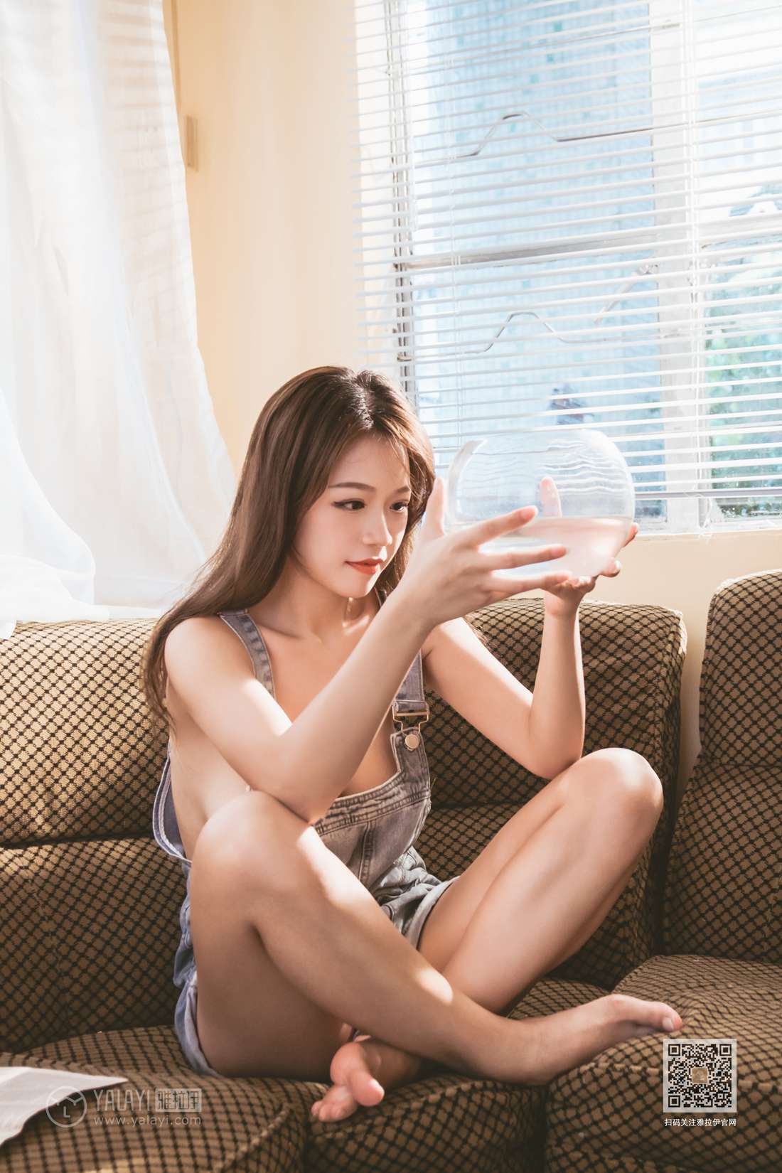 图片[25]-[YALAYI雅拉伊] 2020.02.11 Vol.541 真空牛仔裤 慧儿 在线浏览 – 速更版-美库