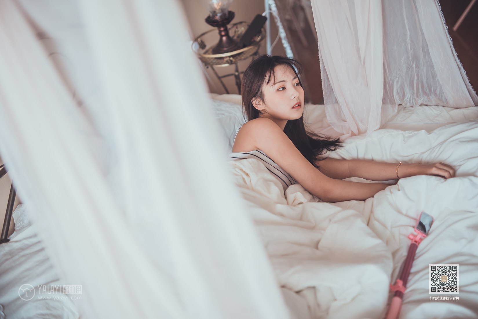 [YALAYI雅拉伊] 2020.03.22 Vol.581 不想起床 唐芯 在线浏览 – 雅色汇