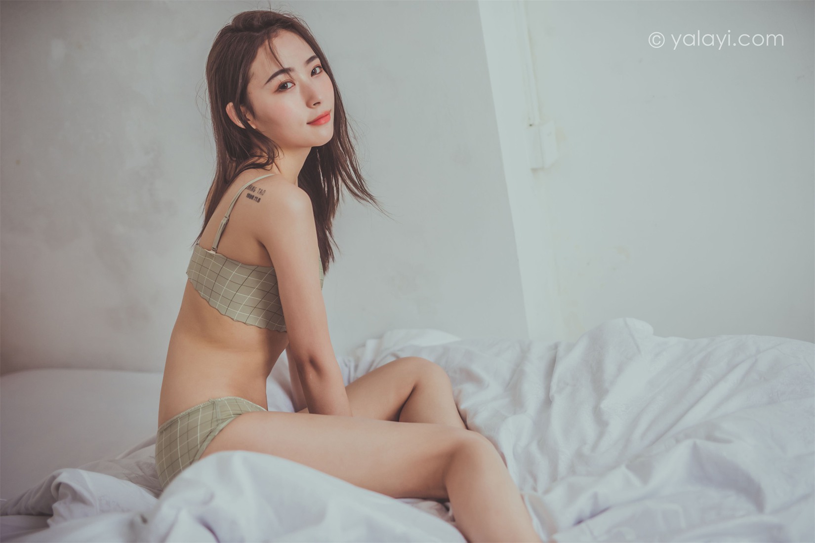 图片[30]-[YALAYI雅拉伊]2020.03.28 Vol.587 蜗居 海棠 在线浏览 – 速更版-美库