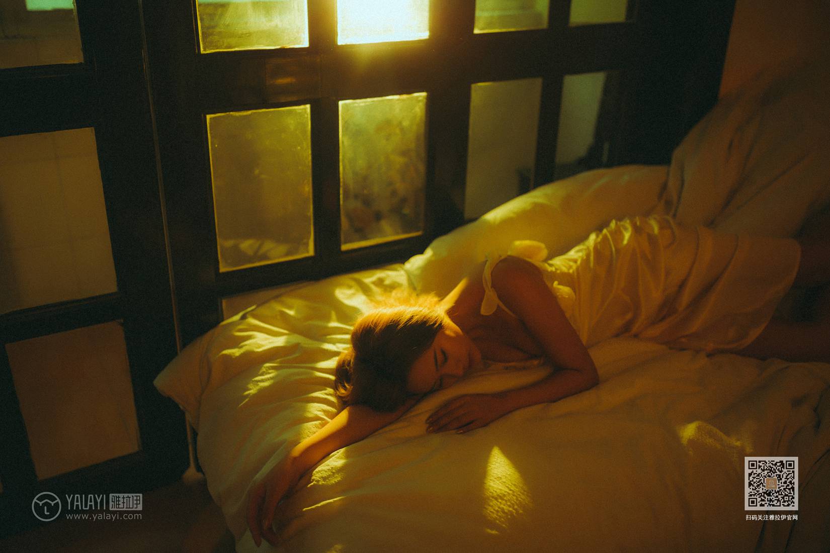 图片[18]-[YALAYI雅拉伊] 2020.04.23 Vol.613 对着暮光呢喃 岳璐璐 在线浏览 – 速更版-美库